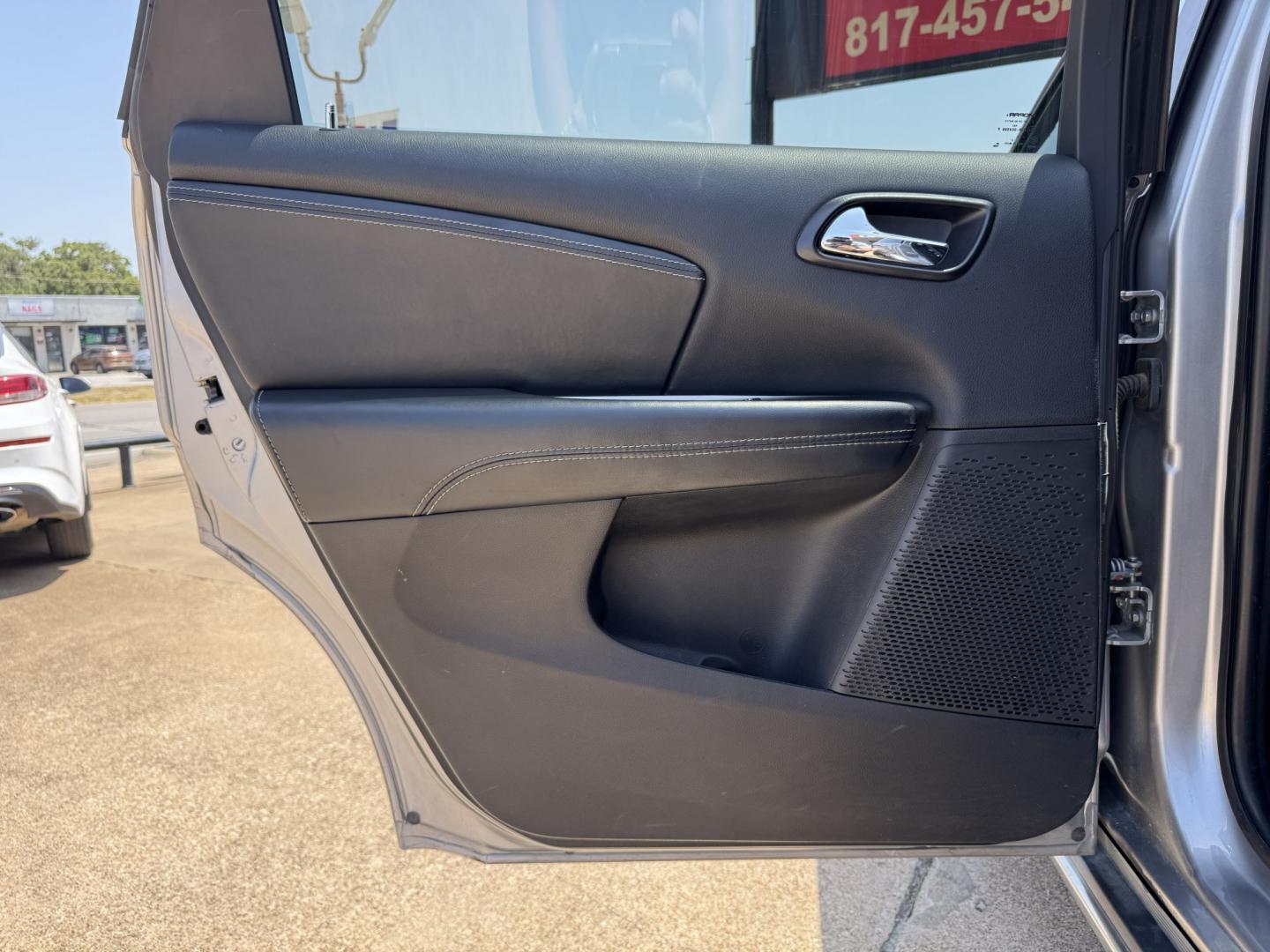 2018 SILVER DODGE JOURNEY CROSSROAD (3C4PDCGGXJT) , located at 5900 E. Lancaster Ave., Fort Worth, TX, 76112, (817) 457-5456, 0.000000, 0.000000- Photo#12