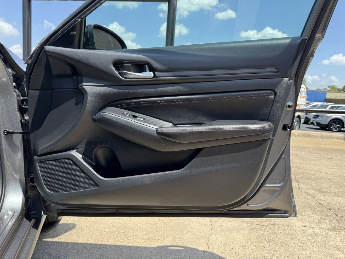 2019 GRAY NISSAN ALTIMA 2.5 SR (1N4BL4CV3KC) , located at 5900 E. Lancaster Ave., Fort Worth, TX, 76112, (817) 457-5456, 0.000000, 0.000000- Photo#15