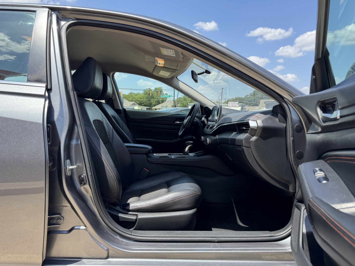 2019 GRAY NISSAN ALTIMA 2.5 SR (1N4BL4CV3KC) , located at 5900 E. Lancaster Ave., Fort Worth, TX, 76112, (817) 457-5456, 0.000000, 0.000000- Photo#16