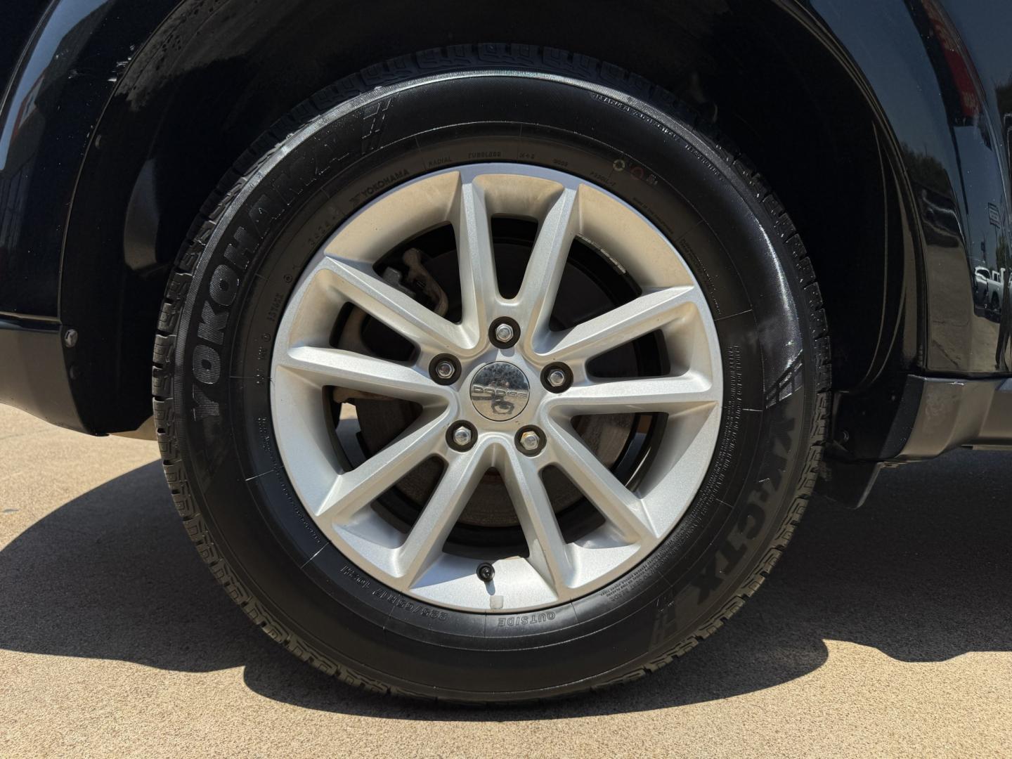 2016 BLACK DODGE JOURNEY SXT (3C4PDCBBXGT) , located at 5900 E. Lancaster Ave., Fort Worth, TX, 76112, (817) 457-5456, 0.000000, 0.000000- Photo#24