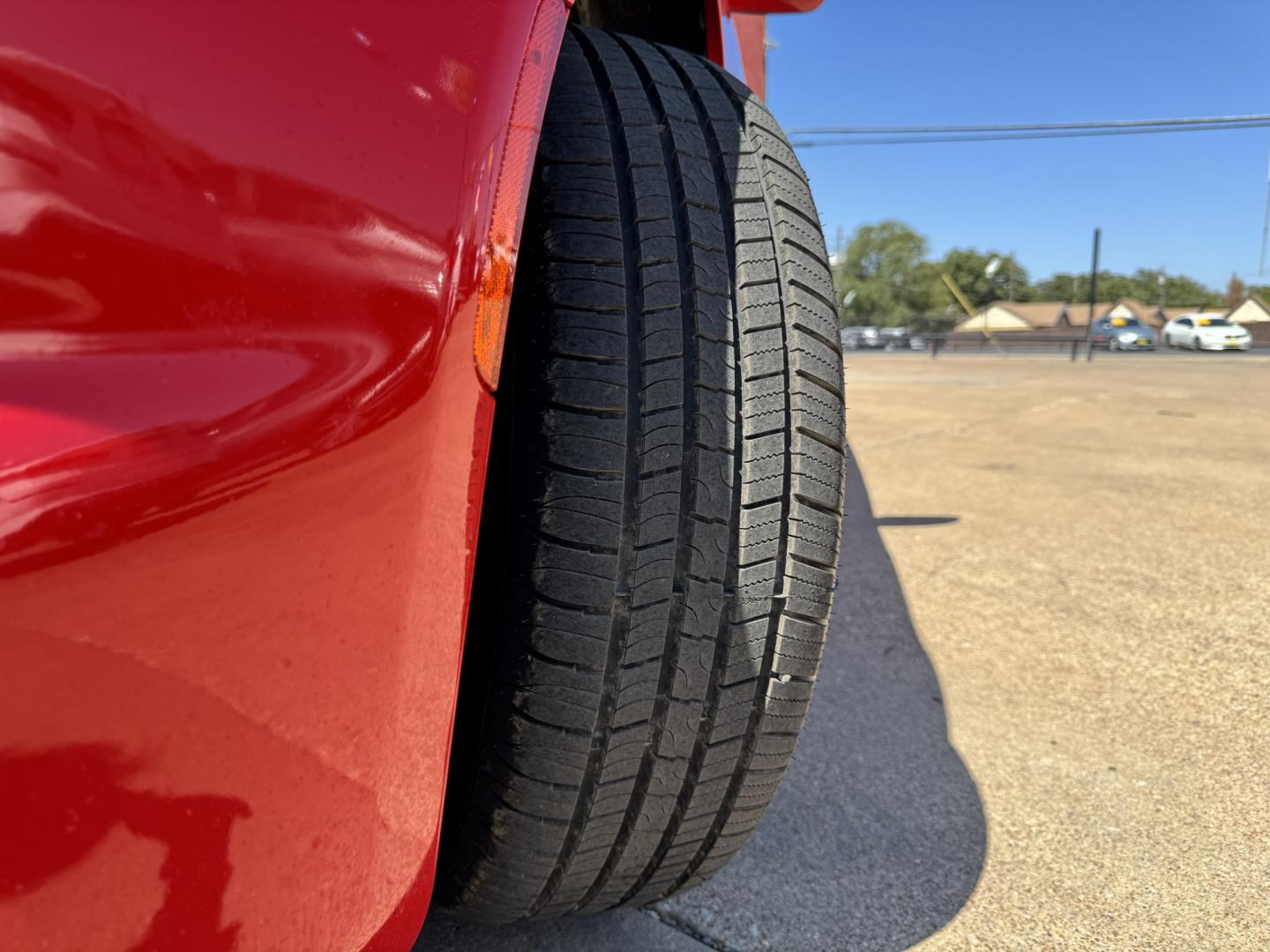 2018 RED DODGE CHARGER SXT (2C3CDXBGXJH) , located at 5900 E. Lancaster Ave., Fort Worth, TX, 76112, (817) 457-5456, 0.000000, 0.000000- Photo#25