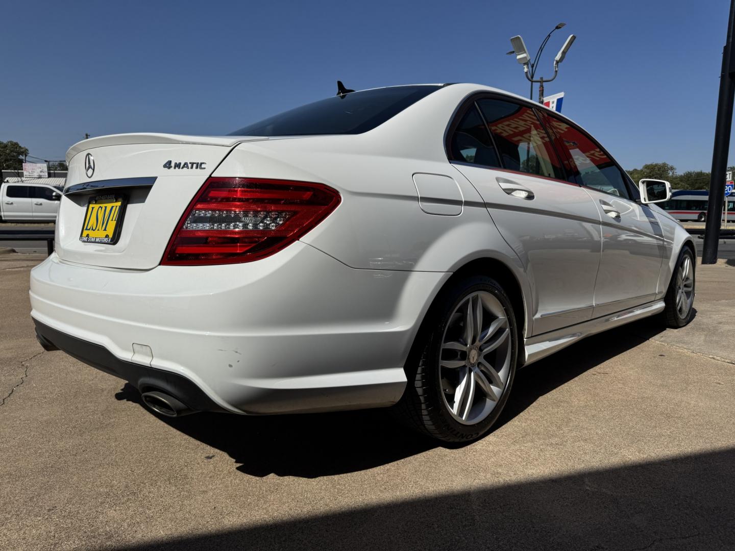 2014 WHITE MERCEDES-BENZ C-CLASS C300 4MATIC (WDDGF8AB0EG) , located at 5900 E. Lancaster Ave., Fort Worth, TX, 76112, (817) 457-5456, 0.000000, 0.000000- Photo#3
