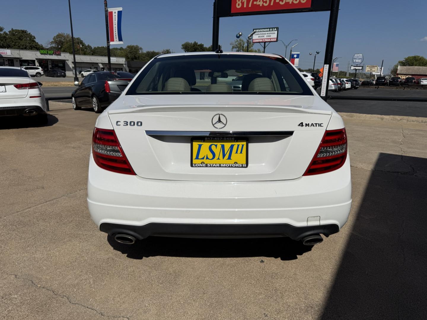 2014 WHITE MERCEDES-BENZ C-CLASS C300 4MATIC (WDDGF8AB0EG) , located at 5900 E. Lancaster Ave., Fort Worth, TX, 76112, (817) 457-5456, 0.000000, 0.000000- Photo#4