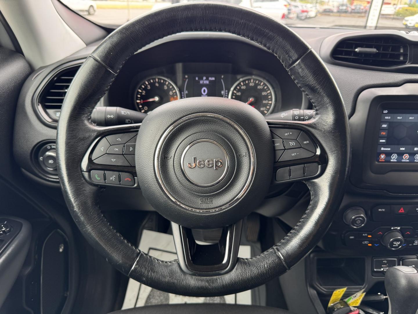 2018 SILVER JEEP RENEGADE LATITUDE (ZACCJABB0JP) , located at 5900 E. Lancaster Ave., Fort Worth, TX, 76112, (817) 457-5456, 0.000000, 0.000000- Photo#21