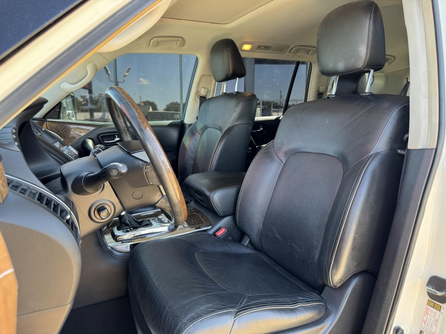 2016 WHITE INFINITI QX80 BASE (JN8AZ2NE8G9) , located at 5900 E. Lancaster Ave., Fort Worth, TX, 76112, (817) 457-5456, 0.000000, 0.000000- Photo#14