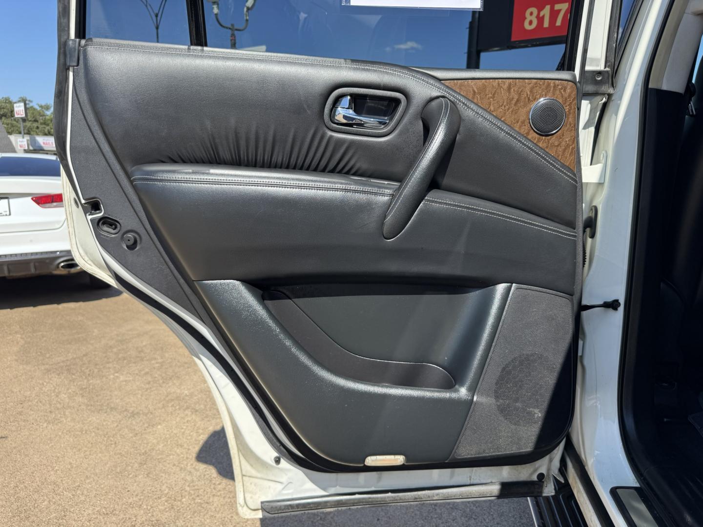 2016 WHITE INFINITI QX80 BASE (JN8AZ2NE8G9) , located at 5900 E. Lancaster Ave., Fort Worth, TX, 76112, (817) 457-5456, 0.000000, 0.000000- Photo#15