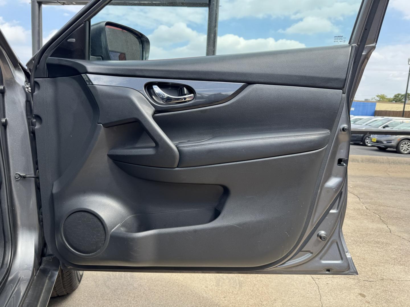 2017 GRAY NISSAN ROGUE S; SL; SV (KNMAT2MV8HP) , located at 5900 E. Lancaster Ave., Fort Worth, TX, 76112, (817) 457-5456, 0.000000, 0.000000- Photo#17