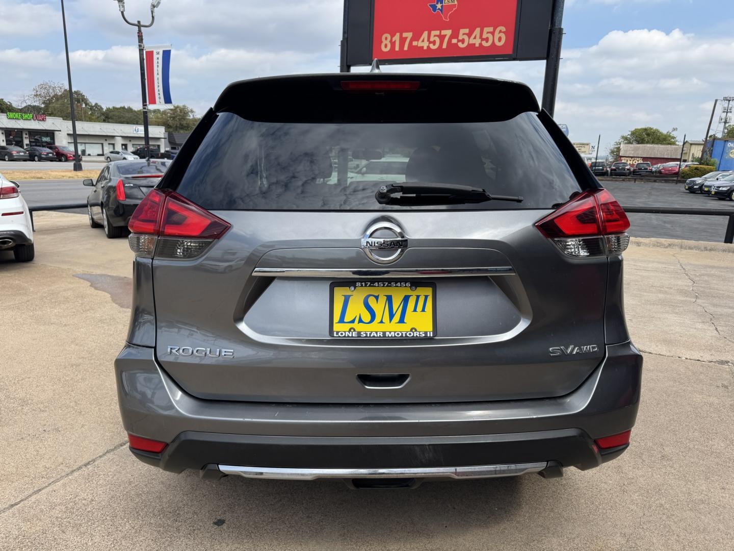 2017 GRAY NISSAN ROGUE S; SL; SV (KNMAT2MV8HP) , located at 5900 E. Lancaster Ave., Fort Worth, TX, 76112, (817) 457-5456, 0.000000, 0.000000- Photo#4