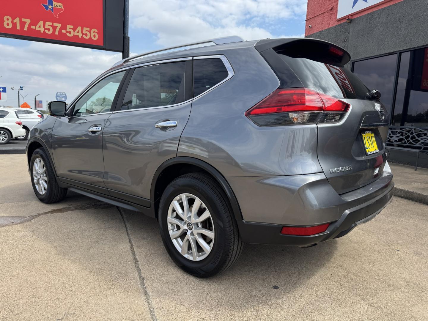 2017 GRAY NISSAN ROGUE S; SL; SV (KNMAT2MV8HP) , located at 5900 E. Lancaster Ave., Fort Worth, TX, 76112, (817) 457-5456, 0.000000, 0.000000- Photo#7