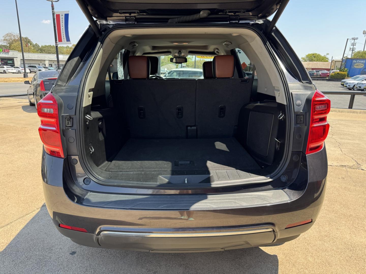2016 GRAY CHEVROLET EQUINOX LTZ (2GNALDEK2G6) , located at 5900 E. Lancaster Ave., Fort Worth, TX, 76112, (817) 457-5456, 0.000000, 0.000000- Photo#5