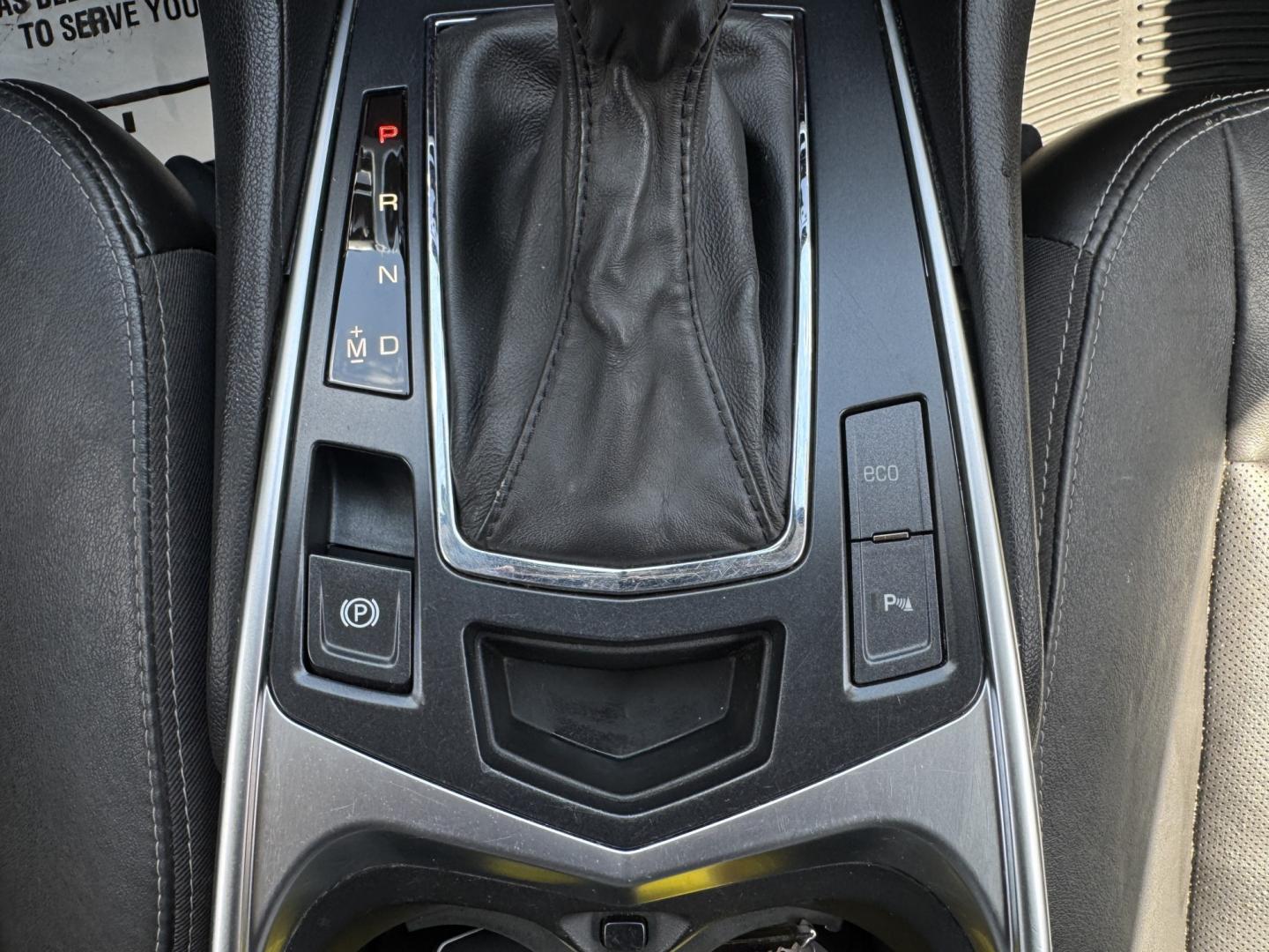2014 GRAY CADILLAC SRX LUXURY (3GYFNEE33ES) , located at 5900 E. Lancaster Ave., Fort Worth, TX, 76112, (817) 457-5456, 0.000000, 0.000000- Photo#20