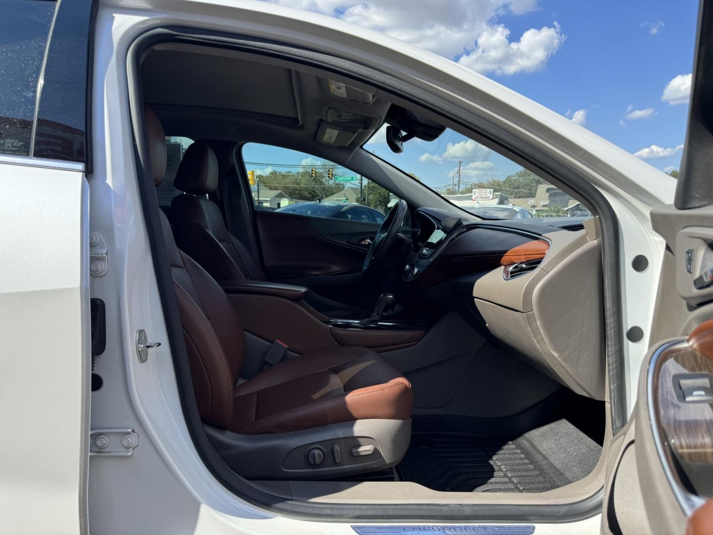 2018 WHITE CHEVROLET MALIBU PREMIER (2LZ) (1G1ZE5SX5JF) , located at 5900 E. Lancaster Ave., Fort Worth, TX, 76112, (817) 457-5456, 0.000000, 0.000000- Photo#16