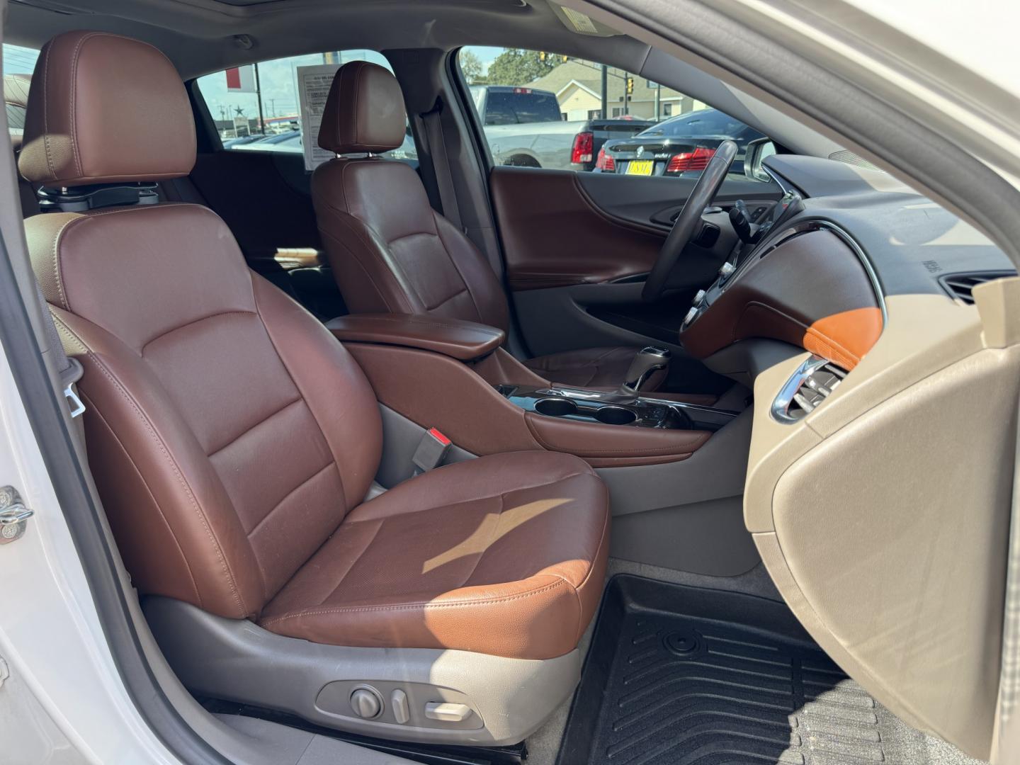 2018 WHITE CHEVROLET MALIBU PREMIER (2LZ) (1G1ZE5SX5JF) , located at 5900 E. Lancaster Ave., Fort Worth, TX, 76112, (817) 457-5456, 0.000000, 0.000000- Photo#17
