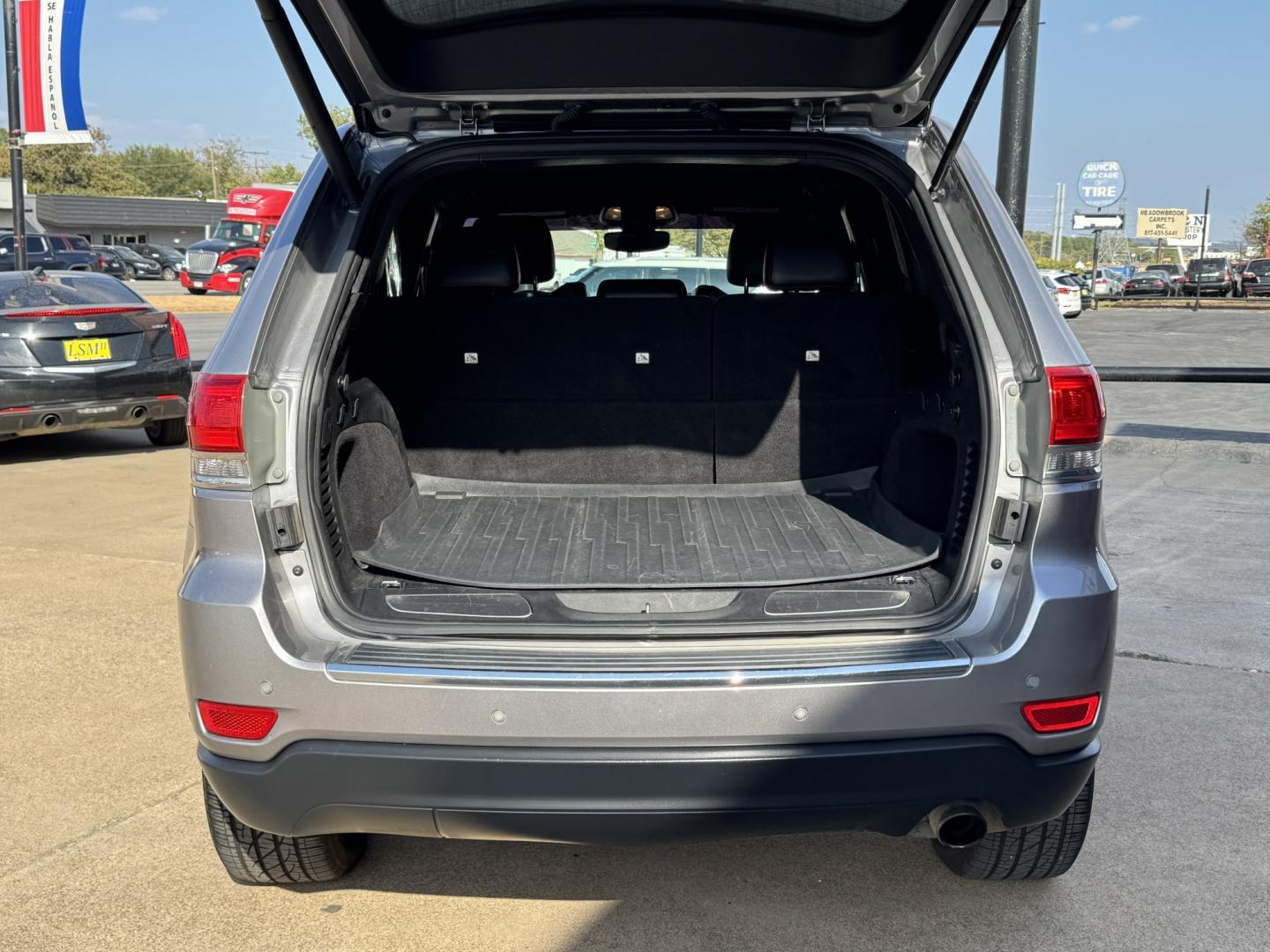 2017 SILVER JEEP GRAND CHEROKEE LIMIT (1C4RJEBG6HC) , located at 5900 E. Lancaster Ave., Fort Worth, TX, 76112, (817) 457-5456, 0.000000, 0.000000- Photo#5