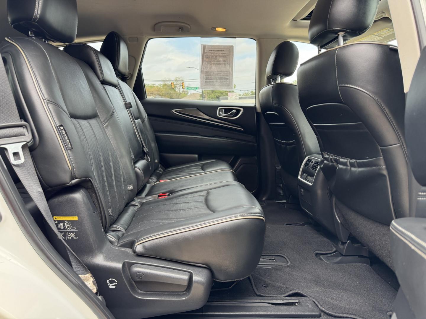 2019 WHITE INFINITI QX60 BASE (5N1DL0MN0KC) , located at 5900 E. Lancaster Ave., Fort Worth, TX, 76112, (817) 457-5456, 0.000000, 0.000000- Photo#18