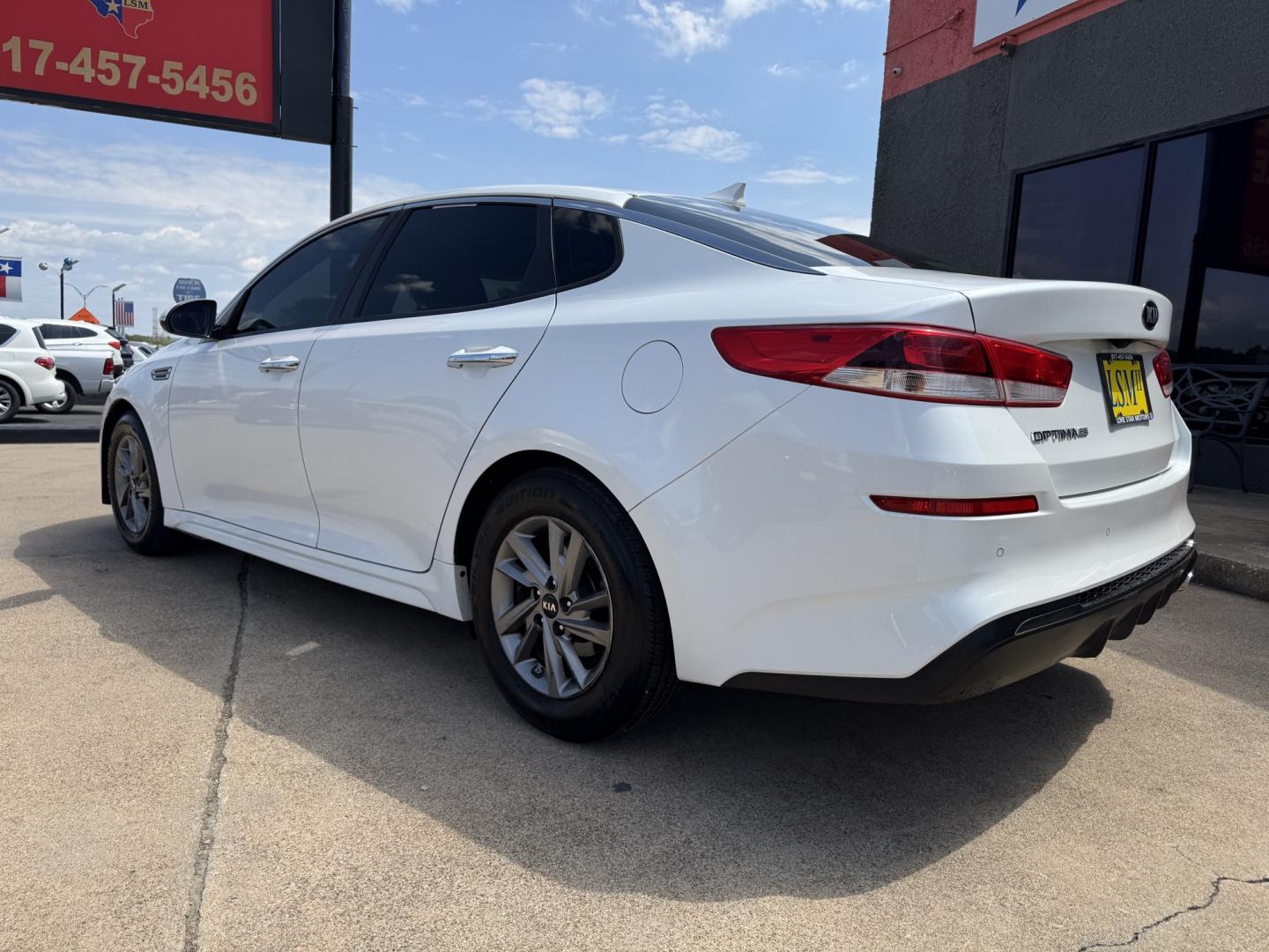 2020 WHITE KIA OPTIMA LX; S; SE (5XXGT4L33LG) , located at 5900 E. Lancaster Ave., Fort Worth, TX, 76112, (817) 457-5456, 0.000000, 0.000000- Photo#6