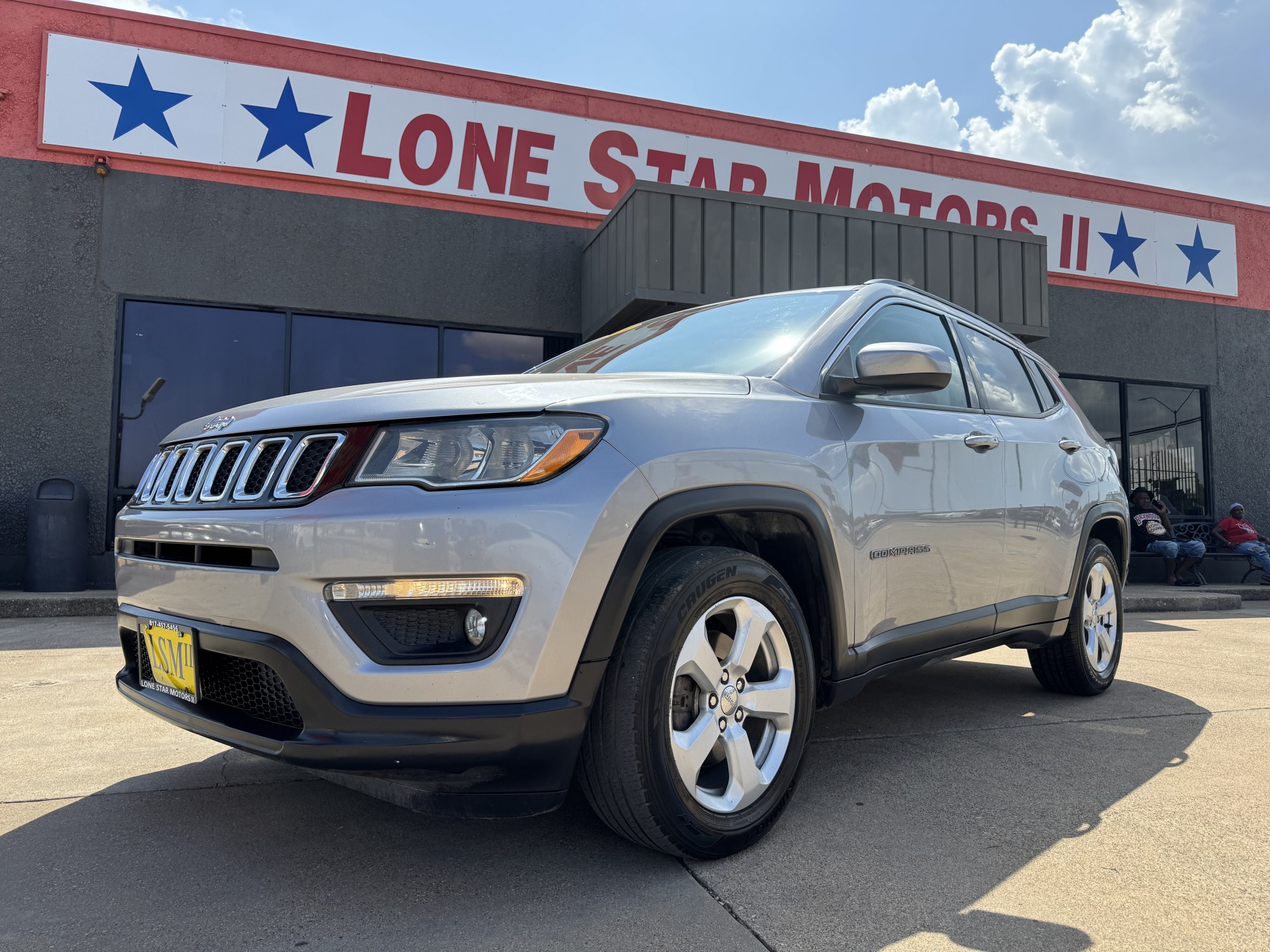 photo of 2018 JEEP COMPASS LATITUDE 