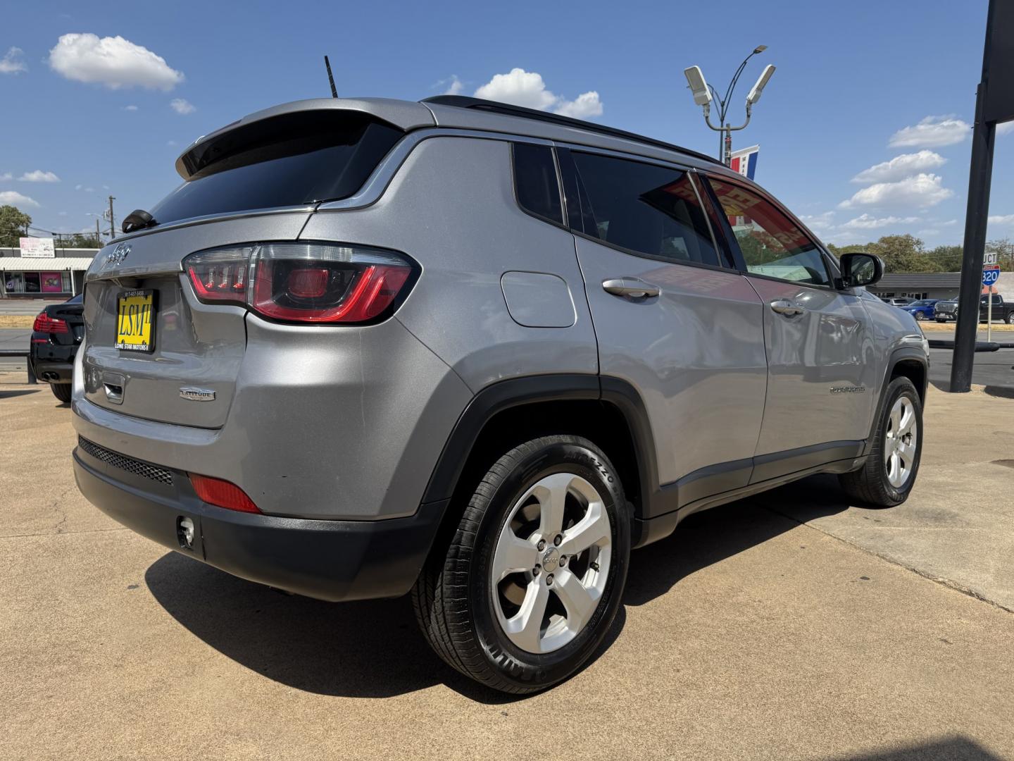 2018 SILVER JEEP COMPASS LATITUDE (3C4NJCBBXJT) , located at 5900 E. Lancaster Ave., Fort Worth, TX, 76112, (817) 457-5456, 0.000000, 0.000000- Photo#3