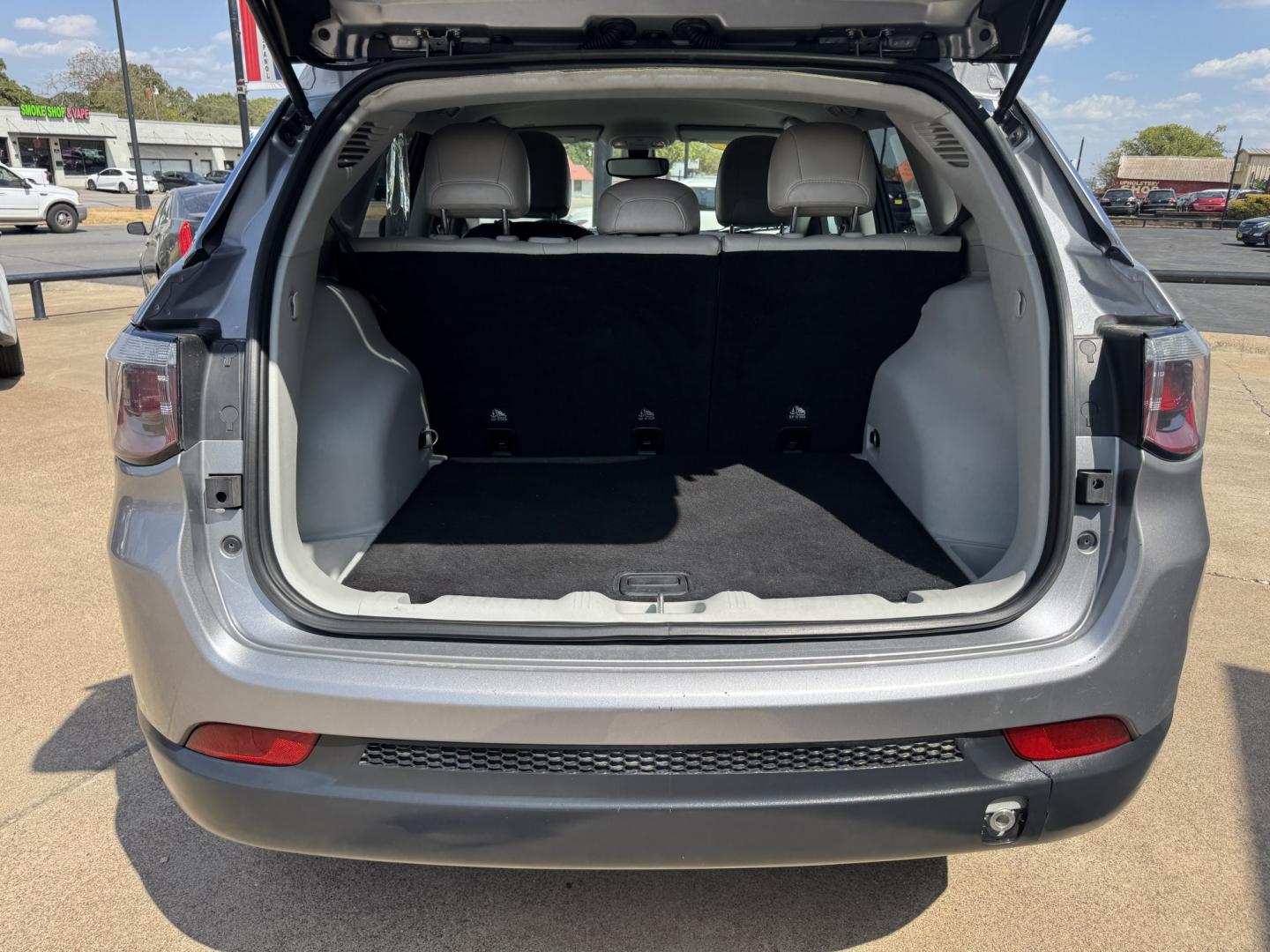 2018 SILVER JEEP COMPASS LATITUDE (3C4NJCBBXJT) , located at 5900 E. Lancaster Ave., Fort Worth, TX, 76112, (817) 457-5456, 0.000000, 0.000000- Photo#5