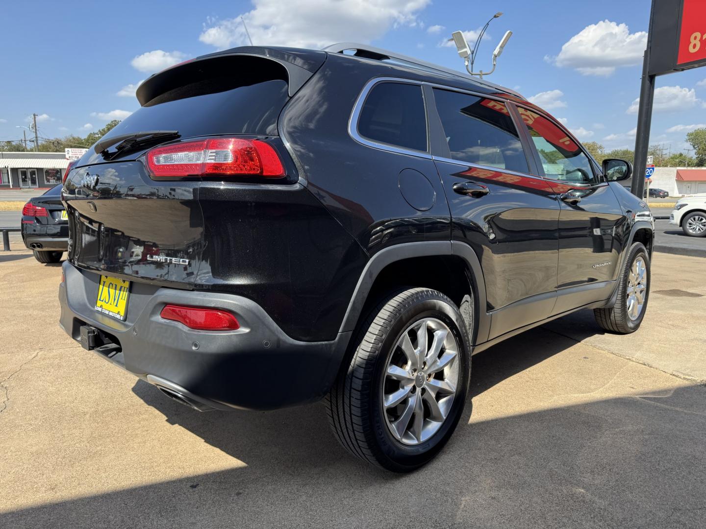 2015 BLACK JEEP CHEROKEE LIMITED (1C4PJMDS5FW) , located at 5900 E. Lancaster Ave., Fort Worth, TX, 76112, (817) 457-5456, 0.000000, 0.000000- Photo#3