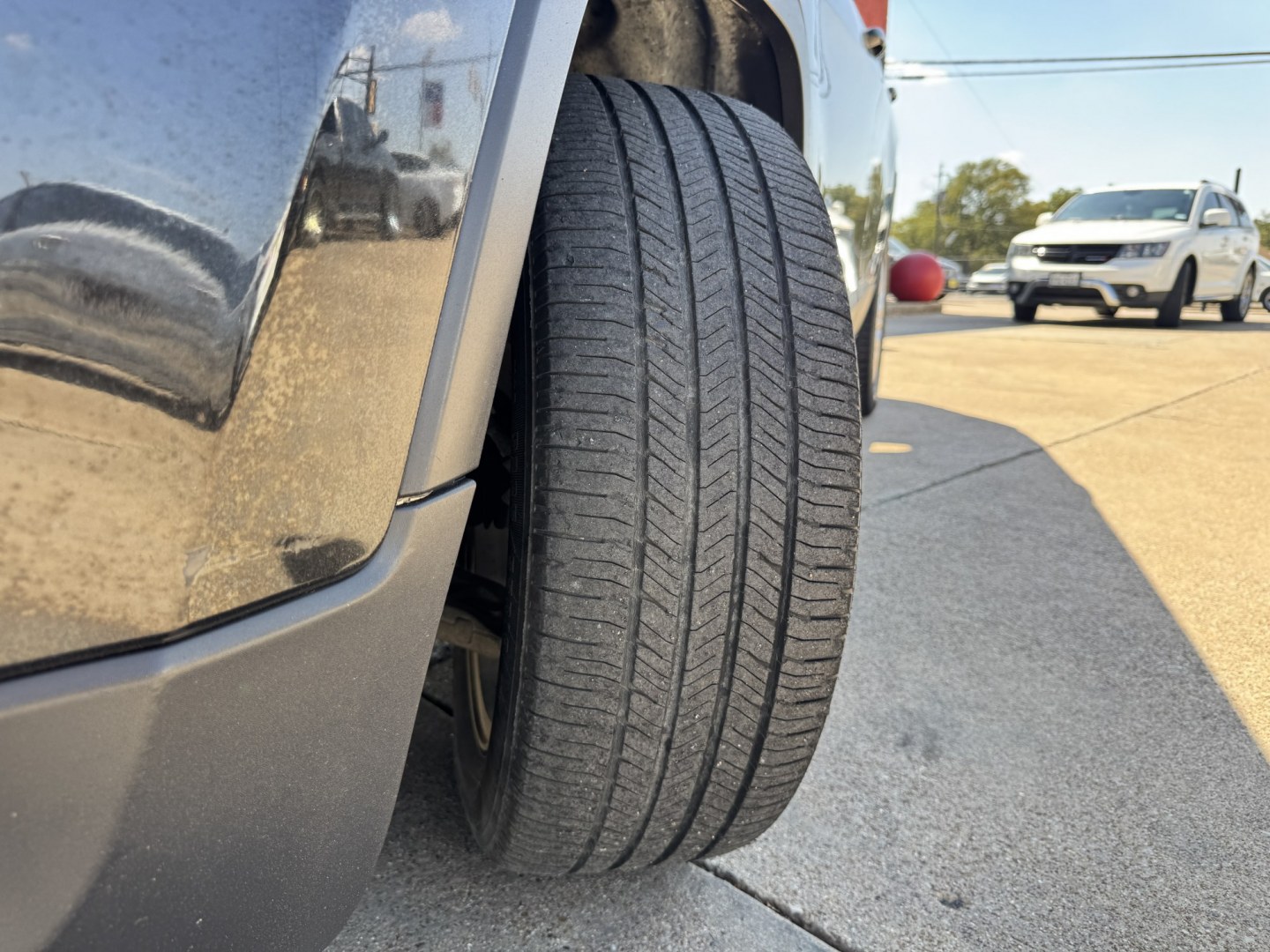 2014 BLACK JEEP CHEROKEE LIMITED (1C4PJLDS5EW) , located at 5900 E. Lancaster Ave., Fort Worth, TX, 76112, (817) 457-5456, 0.000000, 0.000000- Photo#28