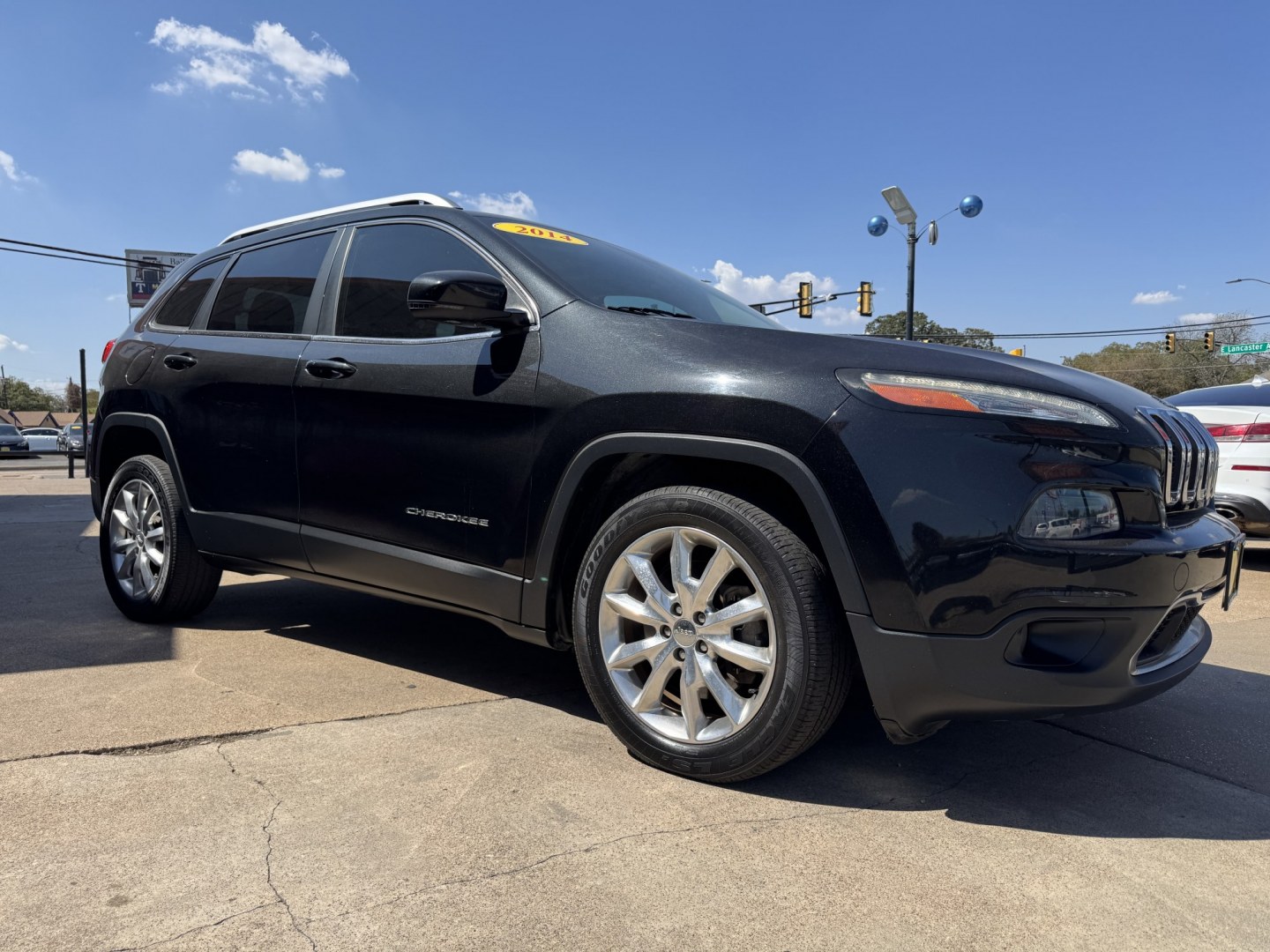 2014 BLACK JEEP CHEROKEE LIMITED (1C4PJLDS5EW) , located at 5900 E. Lancaster Ave., Fort Worth, TX, 76112, (817) 457-5456, 0.000000, 0.000000- Photo#2