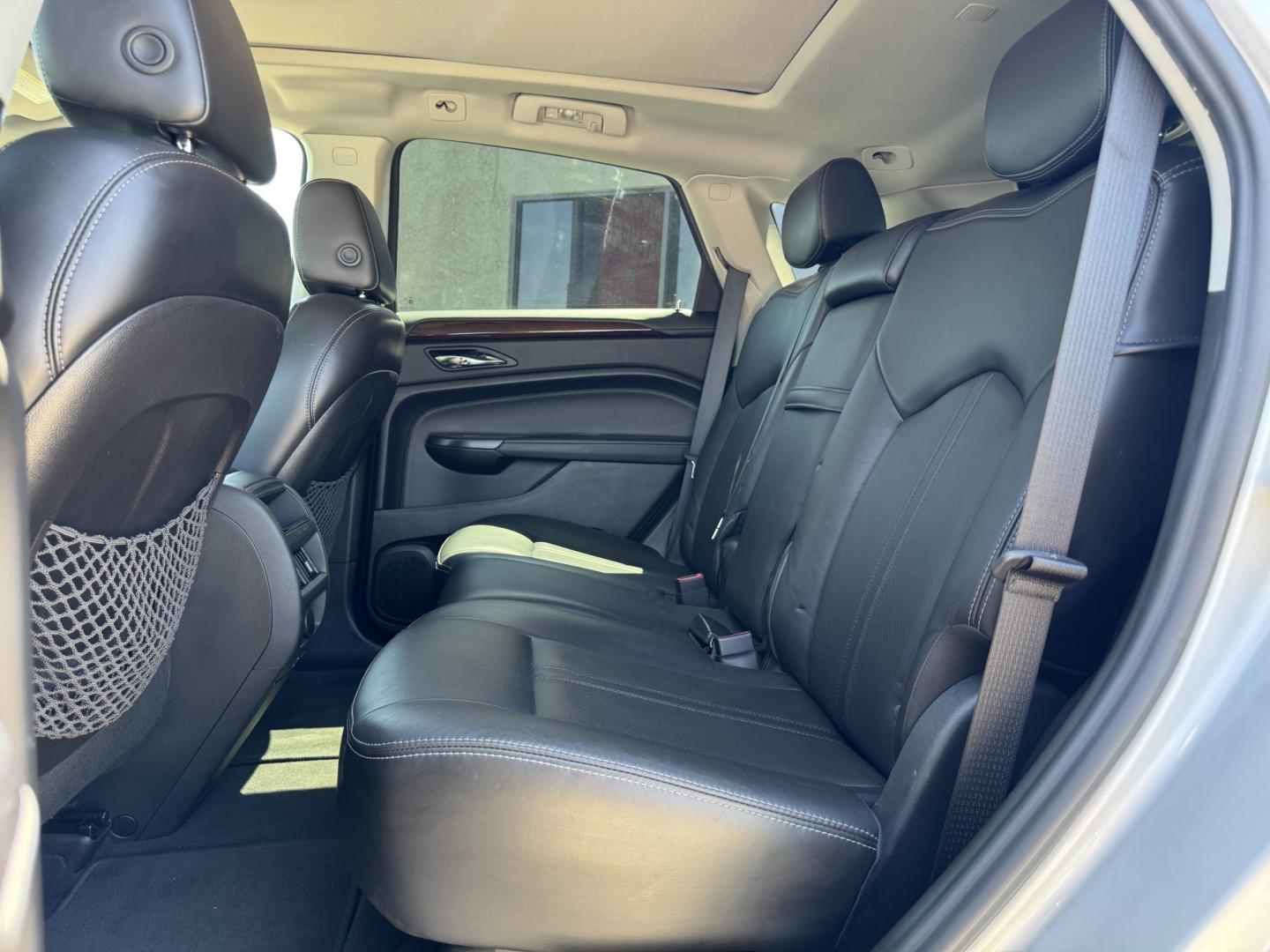 2013 SILVER CADILLAC SRX LUXURY (3GYFNCE37DS) , located at 5900 E. Lancaster Ave., Fort Worth, TX, 76112, (817) 457-5456, 0.000000, 0.000000- Photo#12