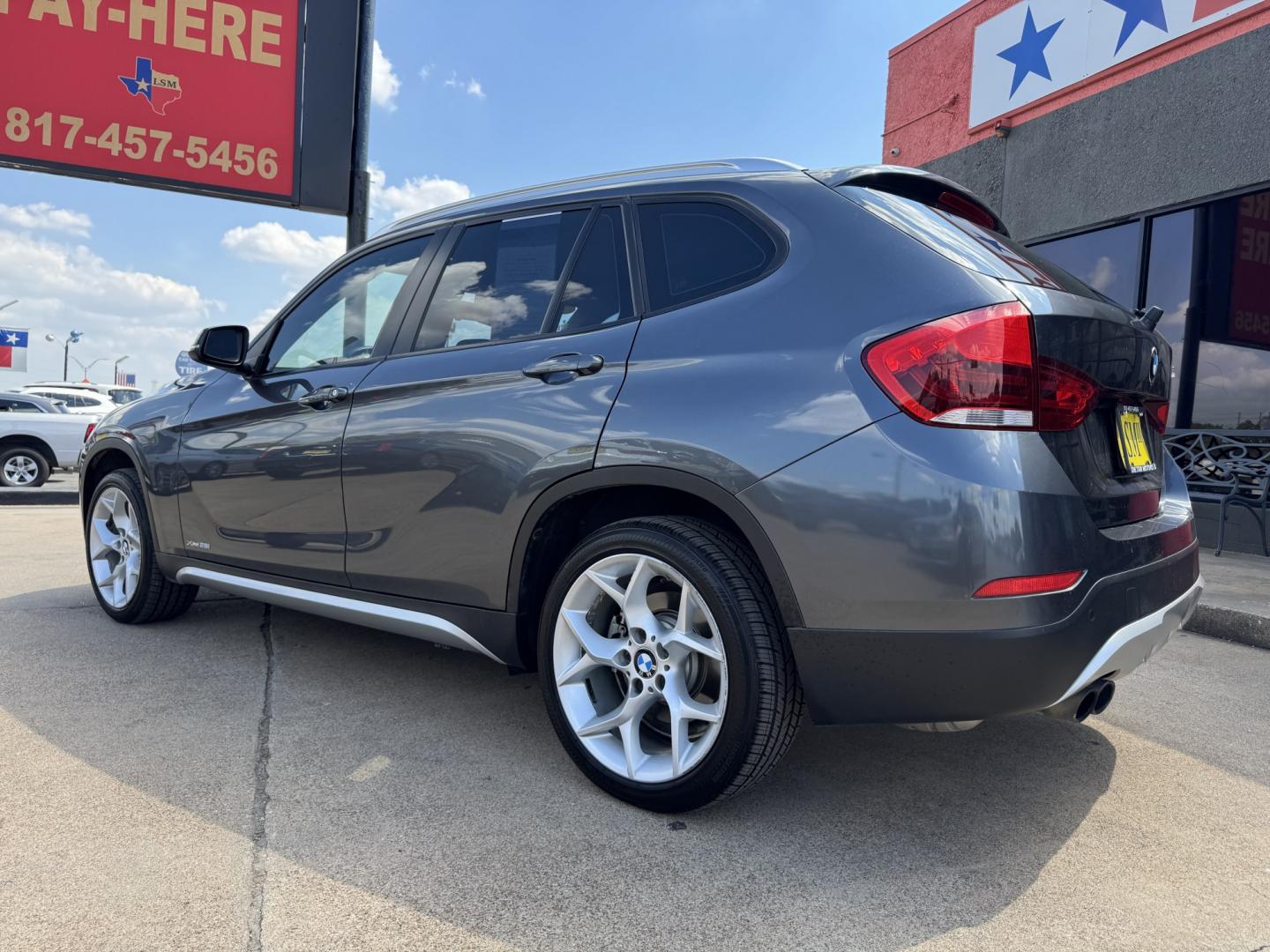 2014 GRAY BMW X1 XDRIVE28I (WBAVL1C5XEV) , located at 5900 E. Lancaster Ave., Fort Worth, TX, 76112, (817) 457-5456, 0.000000, 0.000000- Photo#6