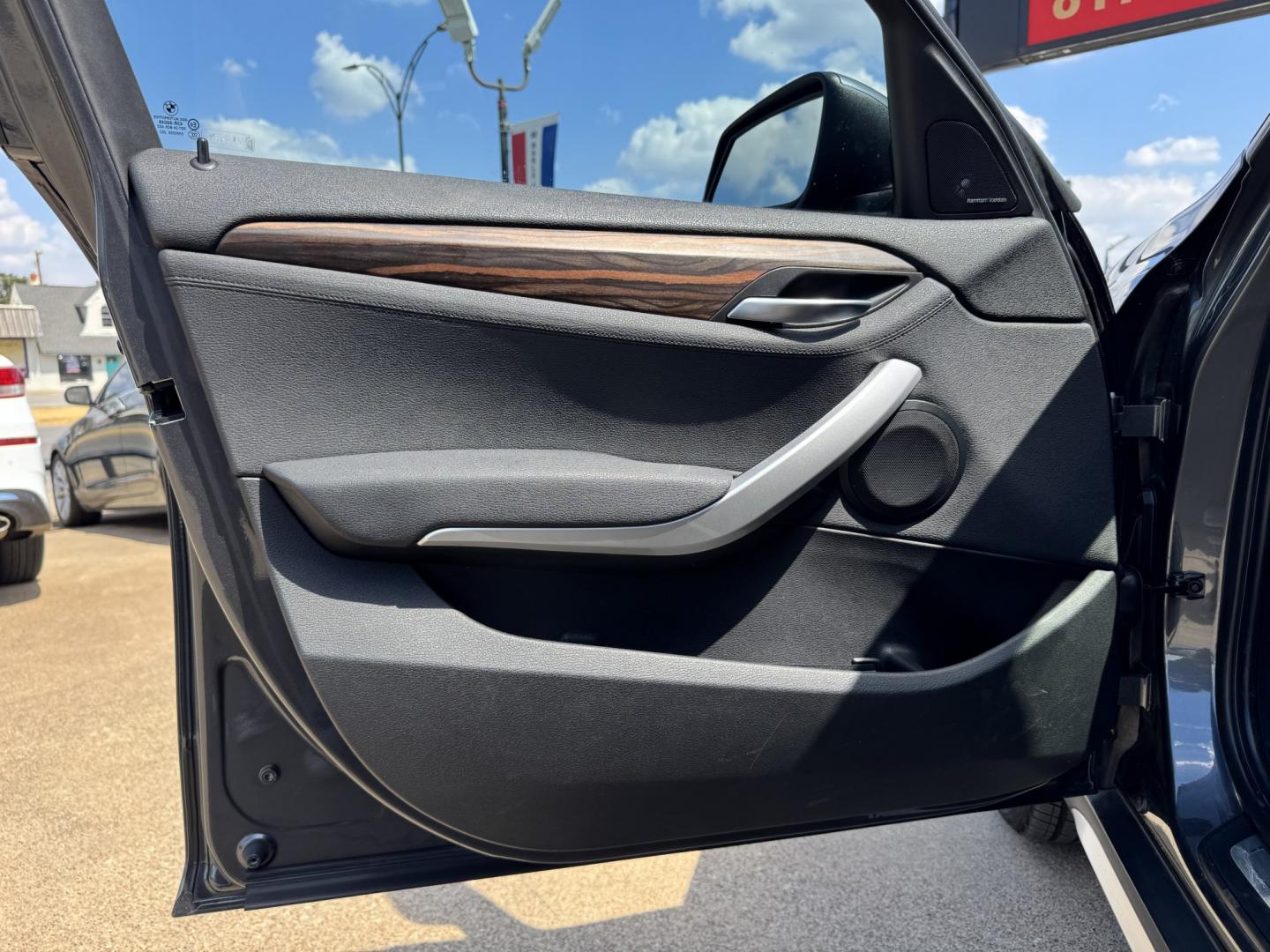 2014 GRAY BMW X1 XDRIVE28I (WBAVL1C5XEV) , located at 5900 E. Lancaster Ave., Fort Worth, TX, 76112, (817) 457-5456, 0.000000, 0.000000- Photo#7