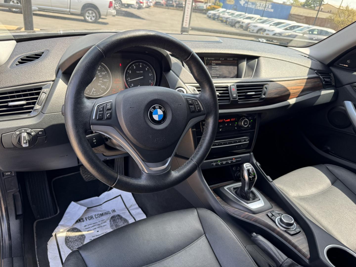 2014 GRAY BMW X1 XDRIVE28I (WBAVL1C5XEV) , located at 5900 E. Lancaster Ave., Fort Worth, TX, 76112, (817) 457-5456, 0.000000, 0.000000- Photo#9