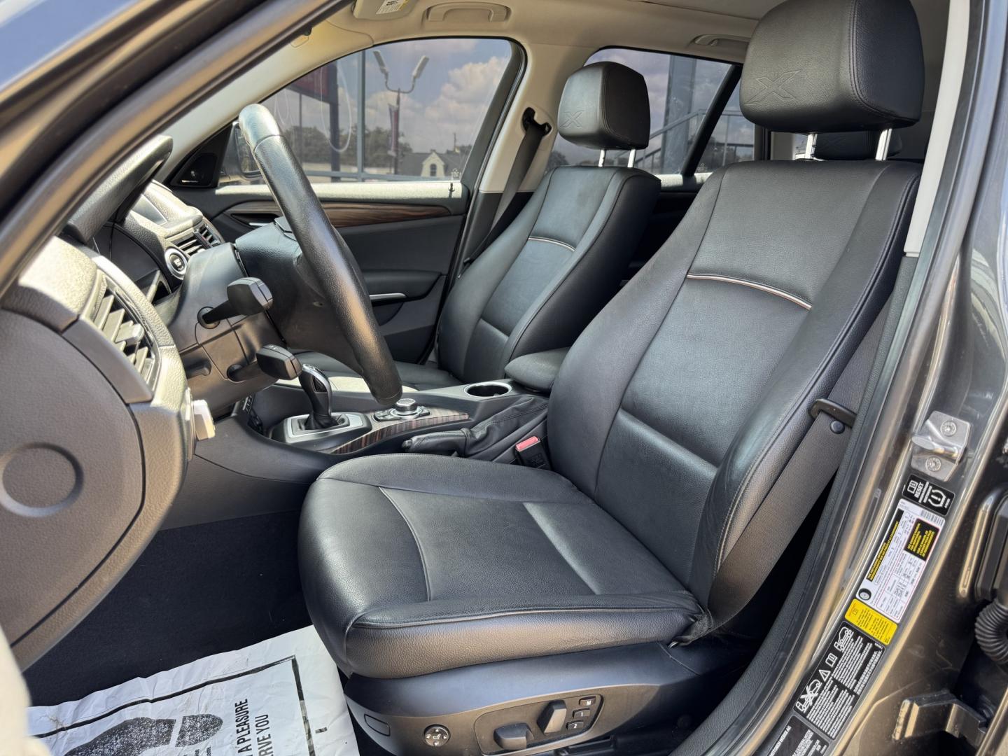 2014 GRAY BMW X1 XDRIVE28I (WBAVL1C5XEV) , located at 5900 E. Lancaster Ave., Fort Worth, TX, 76112, (817) 457-5456, 0.000000, 0.000000- Photo#10
