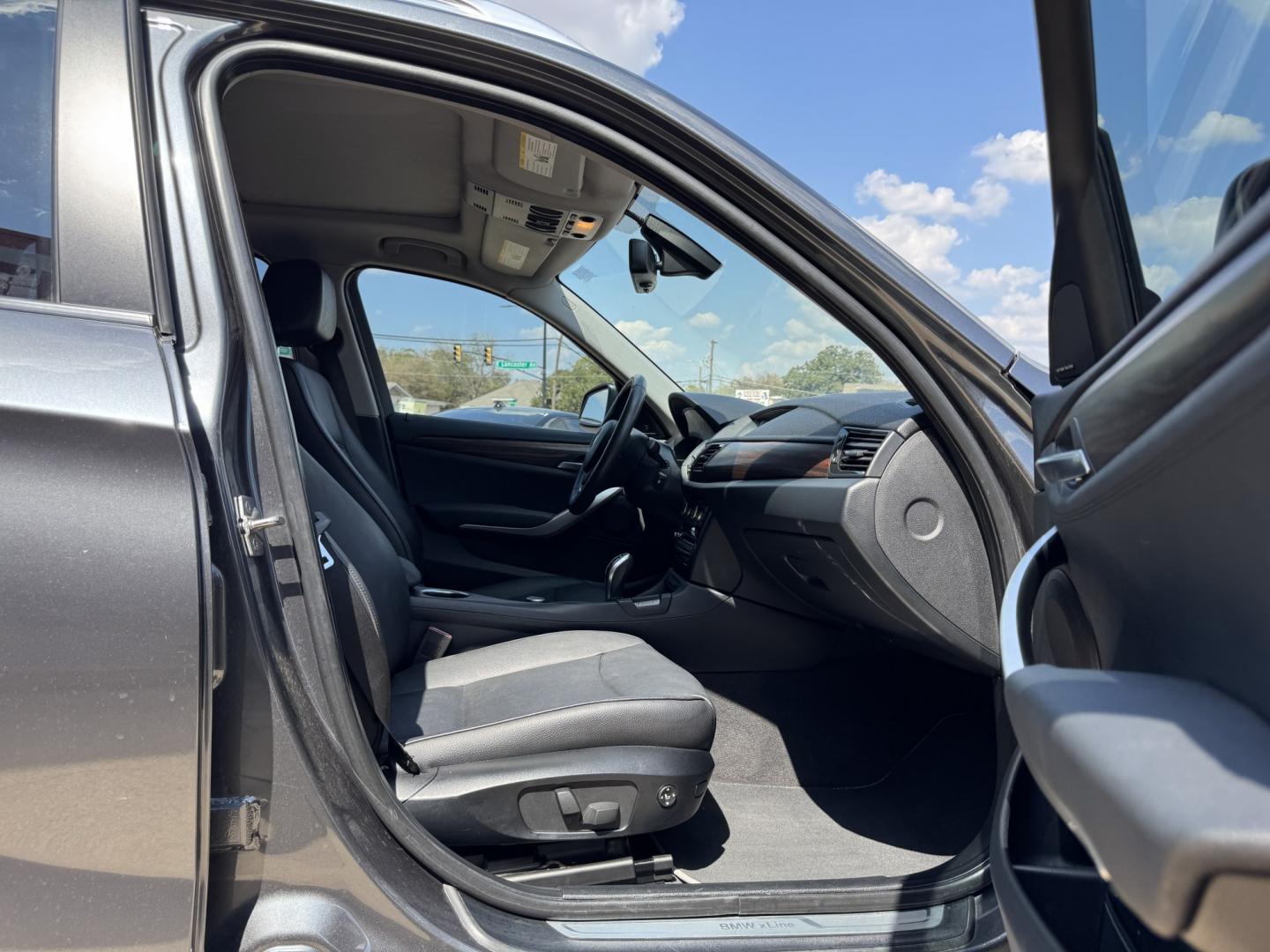 2014 GRAY BMW X1 XDRIVE28I (WBAVL1C5XEV) , located at 5900 E. Lancaster Ave., Fort Worth, TX, 76112, (817) 457-5456, 0.000000, 0.000000- Photo#16