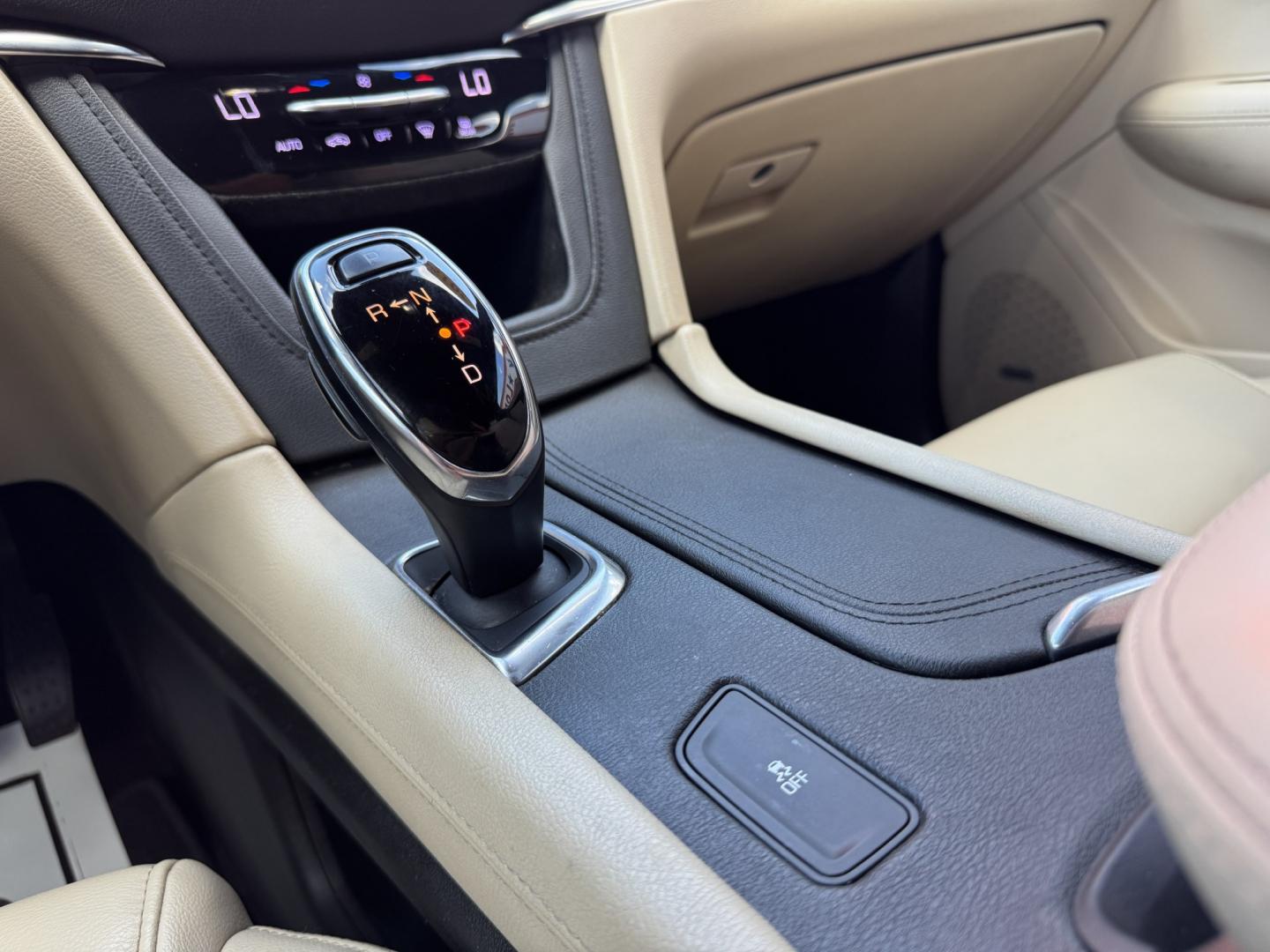 2018 BLUE CADILLAC XT5 BASE (1GYKNARS5JZ) , located at 5900 E. Lancaster Ave., Fort Worth, TX, 76112, (817) 457-5456, 0.000000, 0.000000- Photo#21