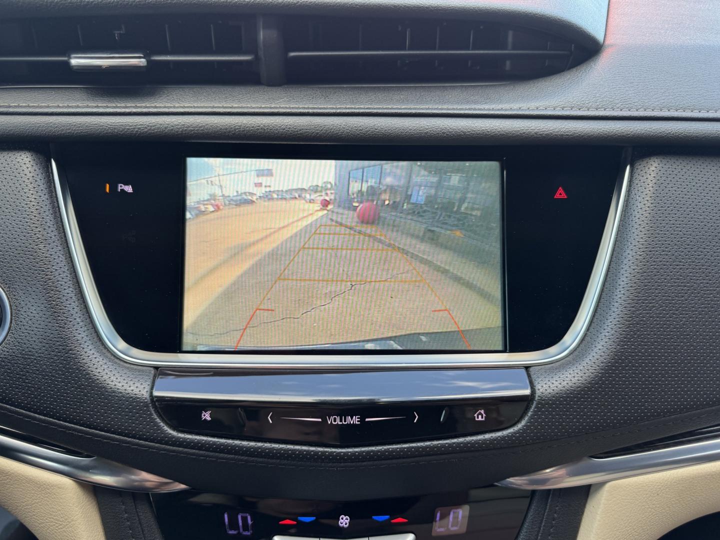 2018 BLUE CADILLAC XT5 BASE (1GYKNARS5JZ) , located at 5900 E. Lancaster Ave., Fort Worth, TX, 76112, (817) 457-5456, 0.000000, 0.000000- Photo#23