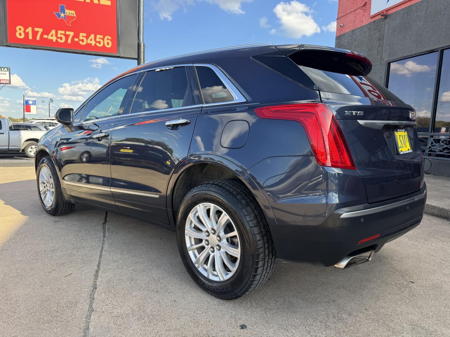 2018 BLUE CADILLAC XT5 BASE (1GYKNARS5JZ) , located at 5900 E. Lancaster Ave., Fort Worth, TX, 76112, (817) 457-5456, 0.000000, 0.000000- Photo#7