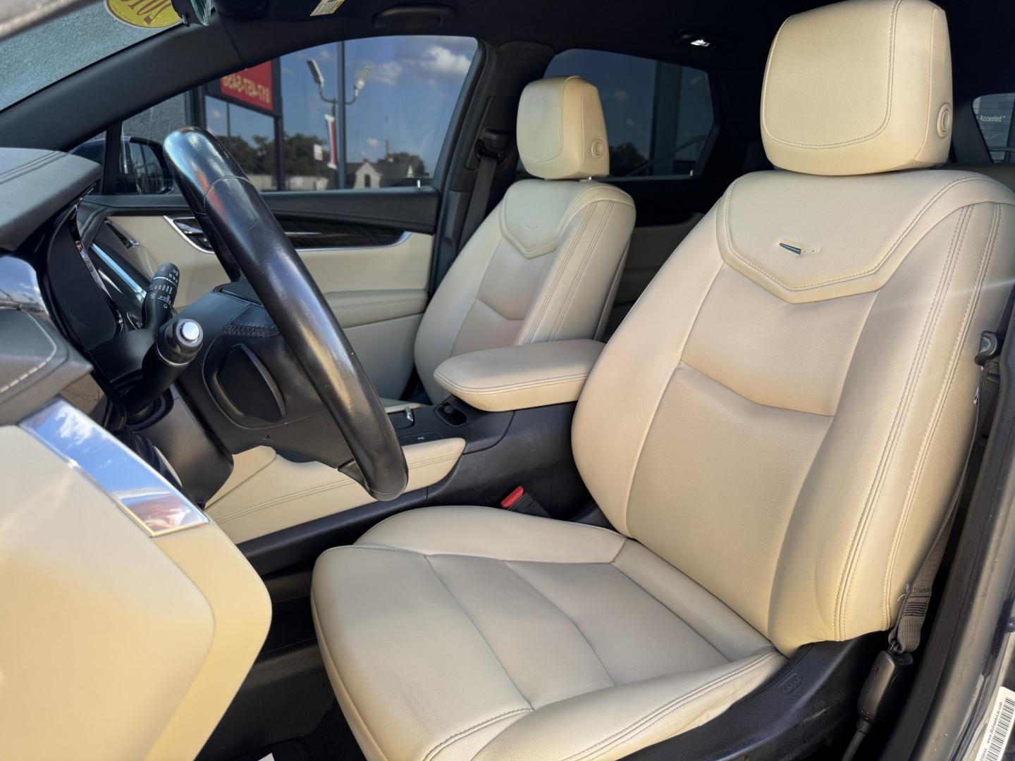 2018 BLUE CADILLAC XT5 BASE (1GYKNARS5JZ) , located at 5900 E. Lancaster Ave., Fort Worth, TX, 76112, (817) 457-5456, 0.000000, 0.000000- Photo#11
