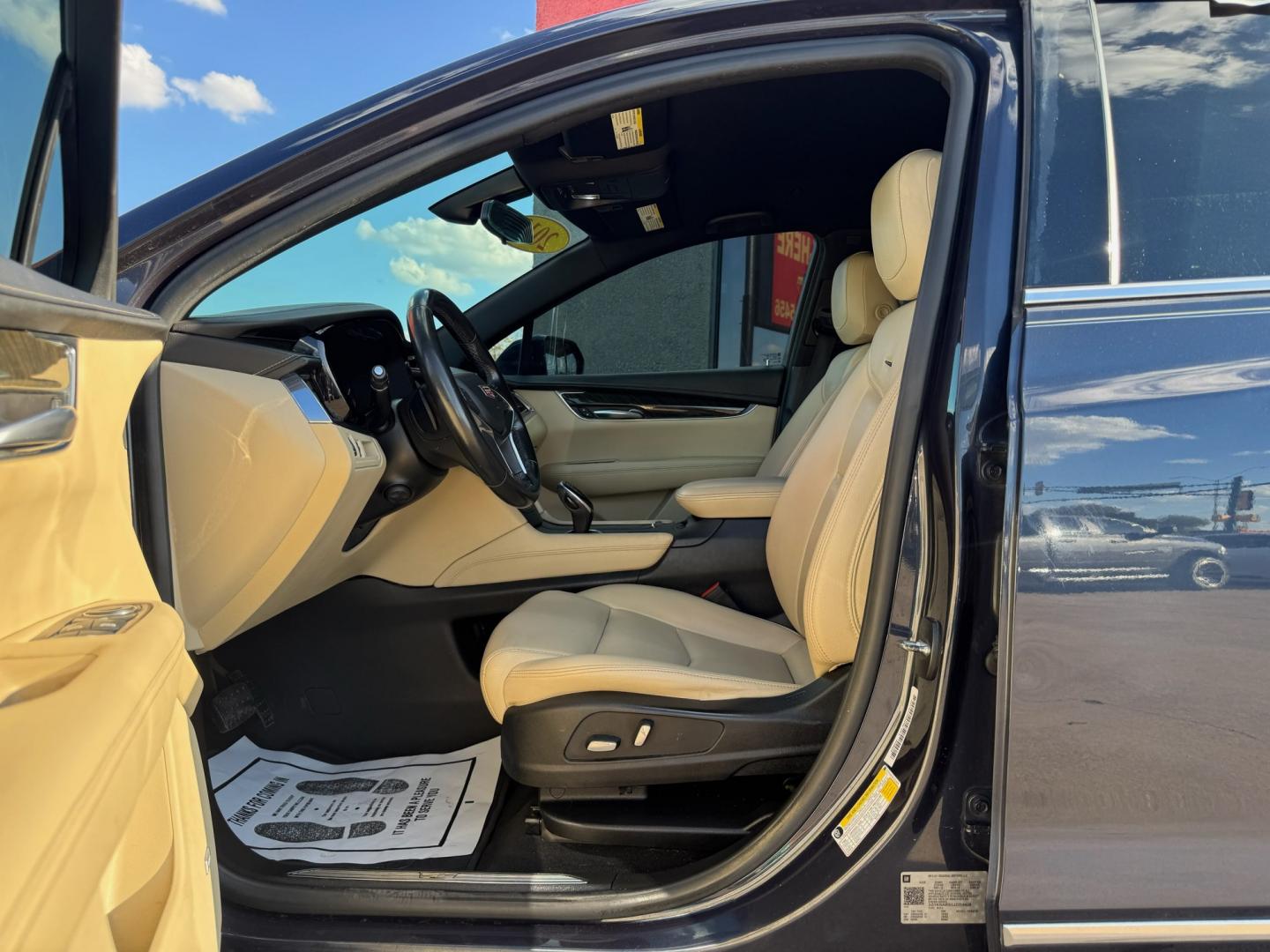 2018 BLUE CADILLAC XT5 BASE (1GYKNARS5JZ) , located at 5900 E. Lancaster Ave., Fort Worth, TX, 76112, (817) 457-5456, 0.000000, 0.000000- Photo#9