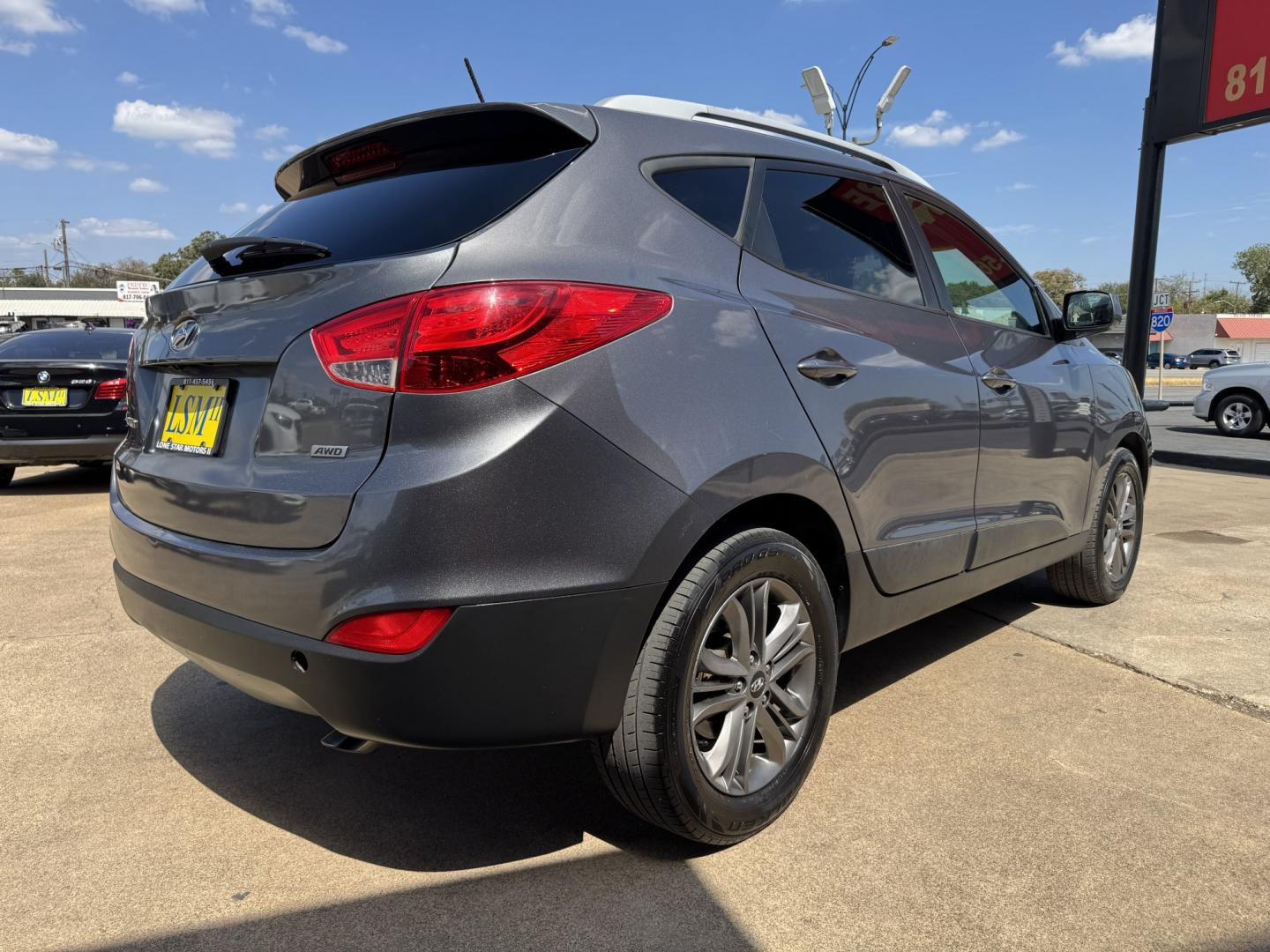 2015 GRAY HYUNDAI TUCSON LIMITED; SE (KM8JUCAG6FU) , located at 5900 E. Lancaster Ave., Fort Worth, TX, 76112, (817) 457-5456, 0.000000, 0.000000- Photo#3