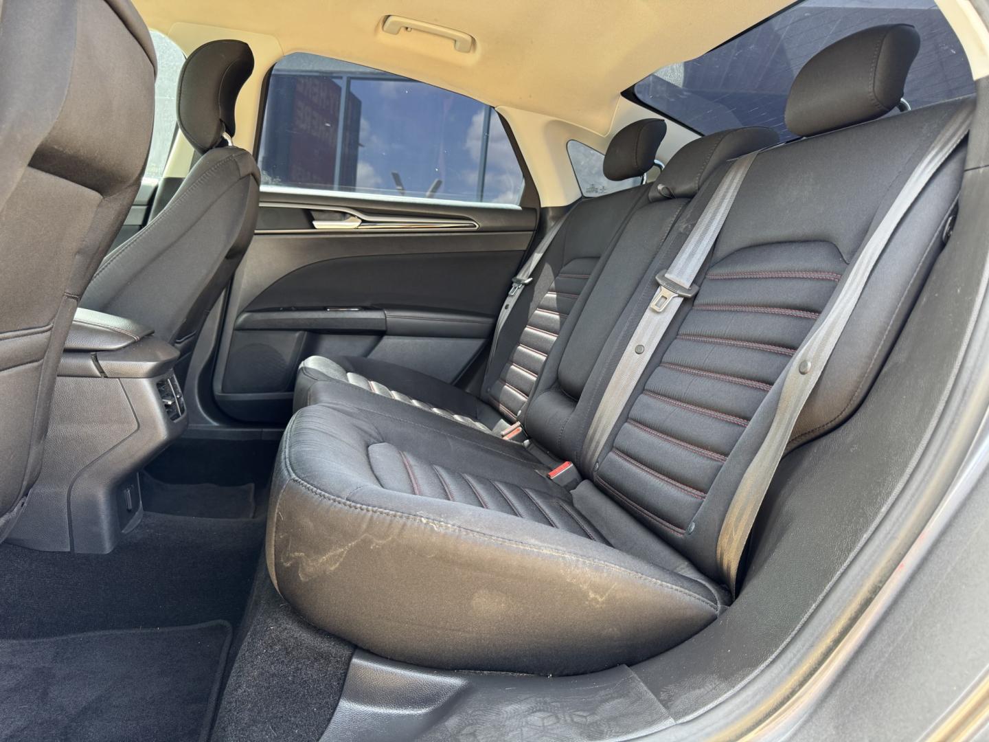 2014 GRAY FORD FUSION SE (3FA6P0HD7ER) , located at 5900 E. Lancaster Ave., Fort Worth, TX, 76112, (817) 457-5456, 0.000000, 0.000000- Photo#12