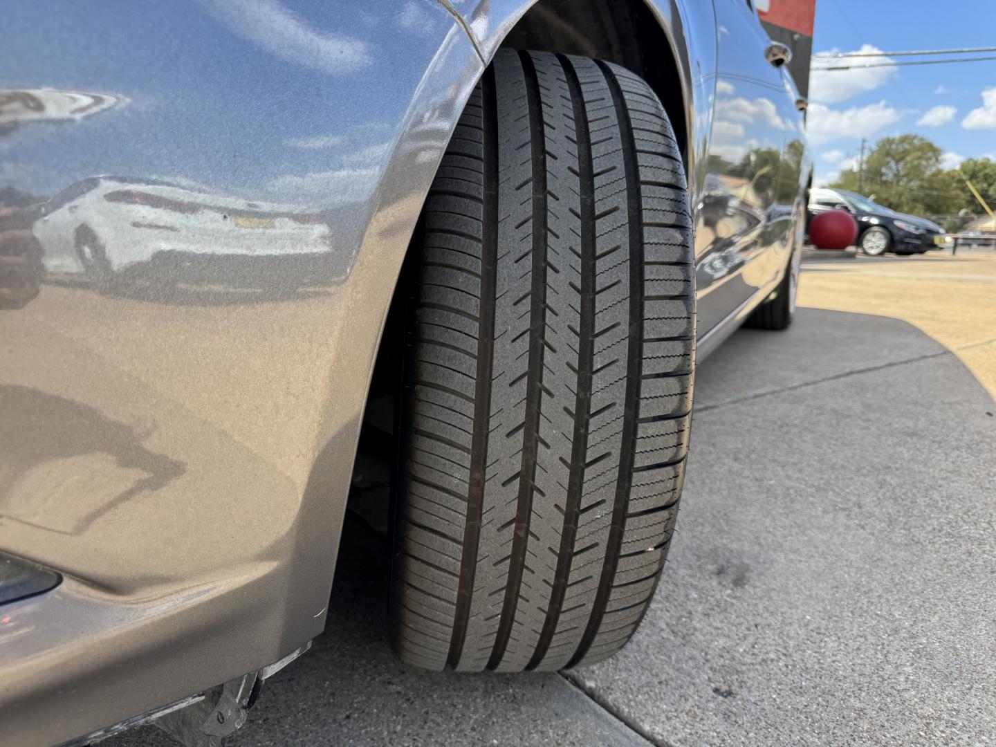2014 GRAY FORD FUSION SE (3FA6P0HD7ER) , located at 5900 E. Lancaster Ave., Fort Worth, TX, 76112, (817) 457-5456, 0.000000, 0.000000- Photo#21