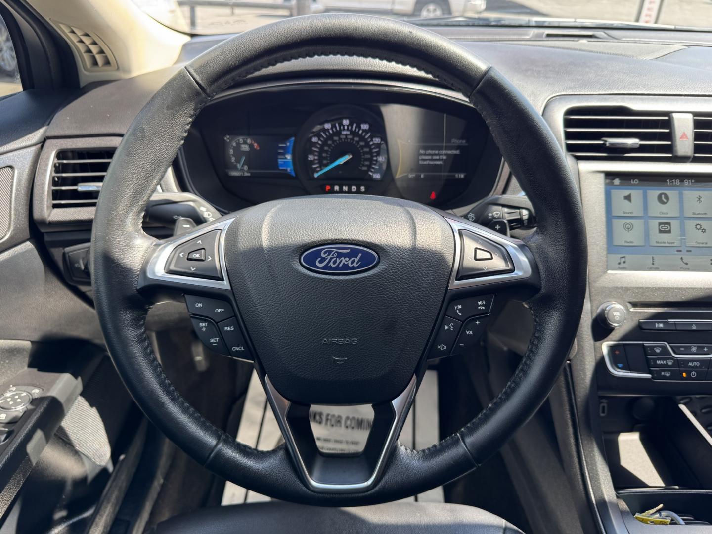 2018 SILVER FORD FUSION SE (3FA6P0H95JR) , located at 5900 E. Lancaster Ave., Fort Worth, TX, 76112, (817) 457-5456, 0.000000, 0.000000- Photo#21