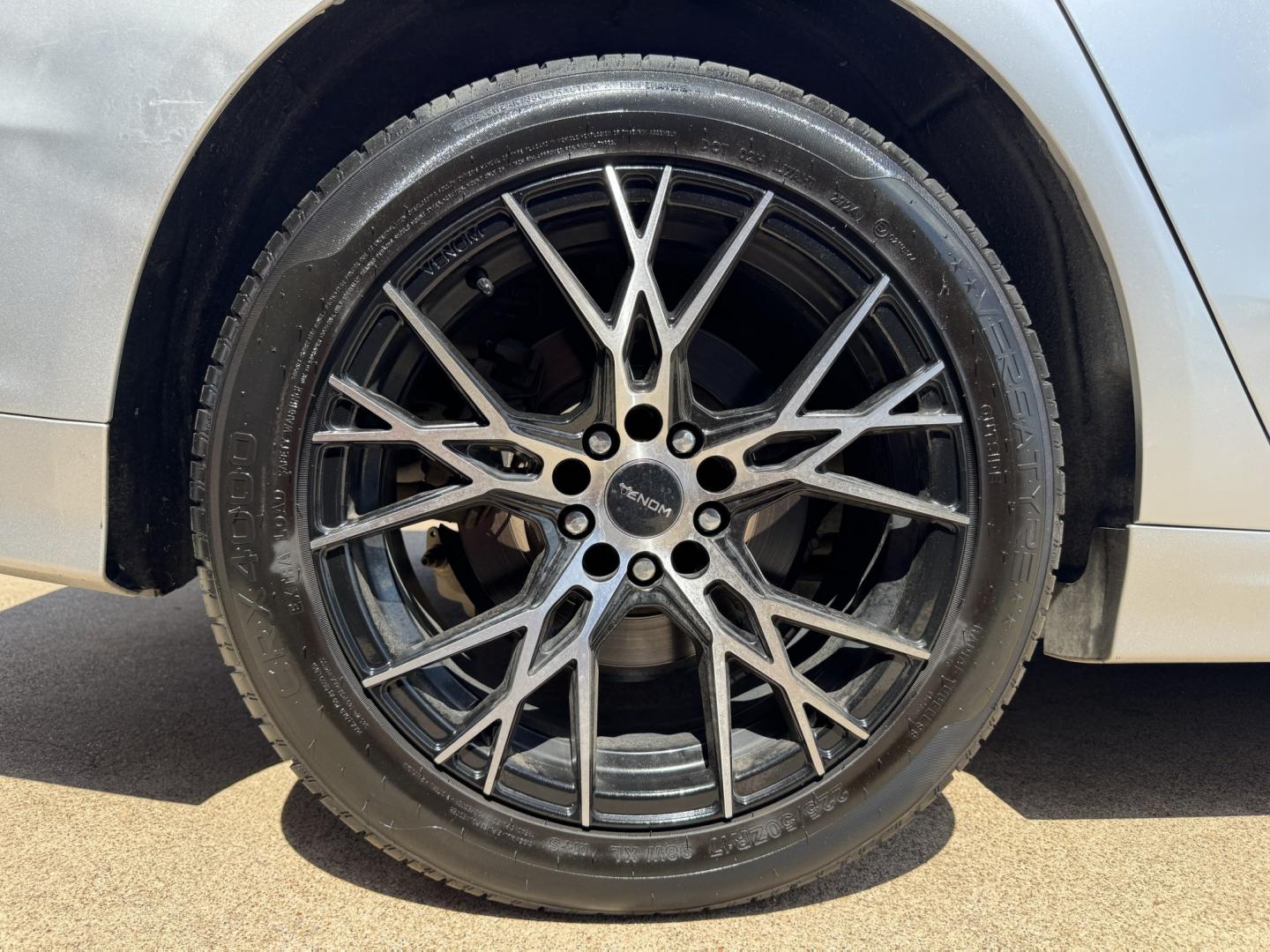 2018 SILVER FORD FUSION SE (3FA6P0H95JR) , located at 5900 E. Lancaster Ave., Fort Worth, TX, 76112, (817) 457-5456, 0.000000, 0.000000- Photo#24