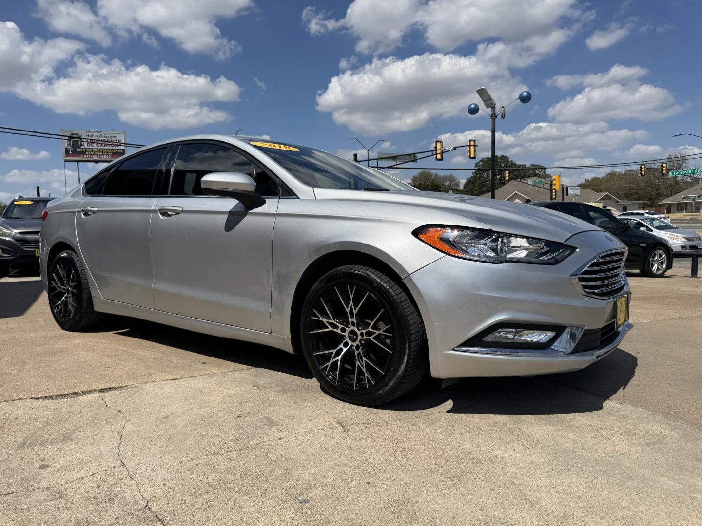 2018 SILVER FORD FUSION SE (3FA6P0H95JR) , located at 5900 E. Lancaster Ave., Fort Worth, TX, 76112, (817) 457-5456, 0.000000, 0.000000- Photo#2