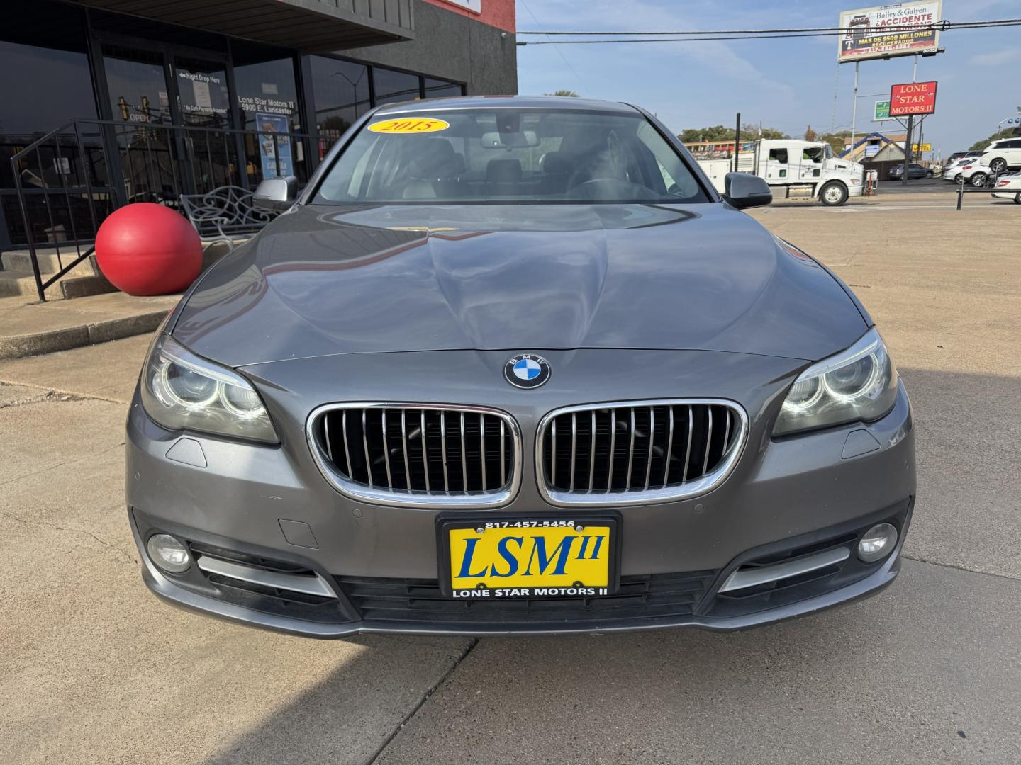 2015 GRAY BMW 5 SERIES 528I XDRIVE (WBA5A7C57FD) , located at 5900 E. Lancaster Ave., Fort Worth, TX, 76112, (817) 457-5456, 0.000000, 0.000000- Photo#1