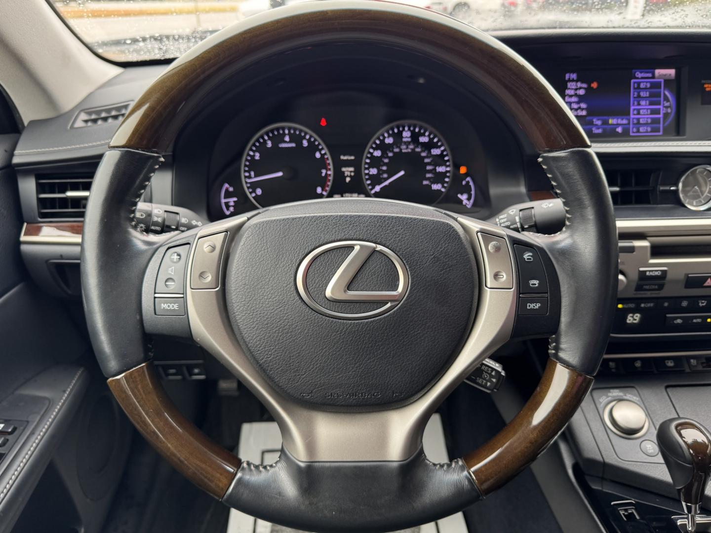 2013 BLACK LEXUS ES 350 BASE (JTHBK1GG5D2) , located at 5900 E. Lancaster Ave., Fort Worth, TX, 76112, (817) 457-5456, 0.000000, 0.000000- Photo#27