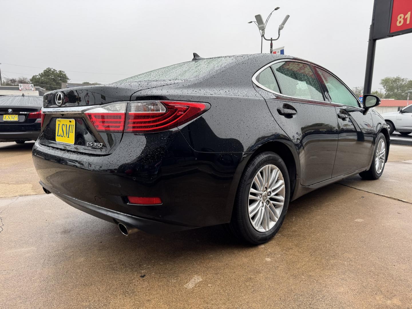 2013 BLACK LEXUS ES 350 BASE (JTHBK1GG5D2) , located at 5900 E. Lancaster Ave., Fort Worth, TX, 76112, (817) 457-5456, 0.000000, 0.000000- Photo#3