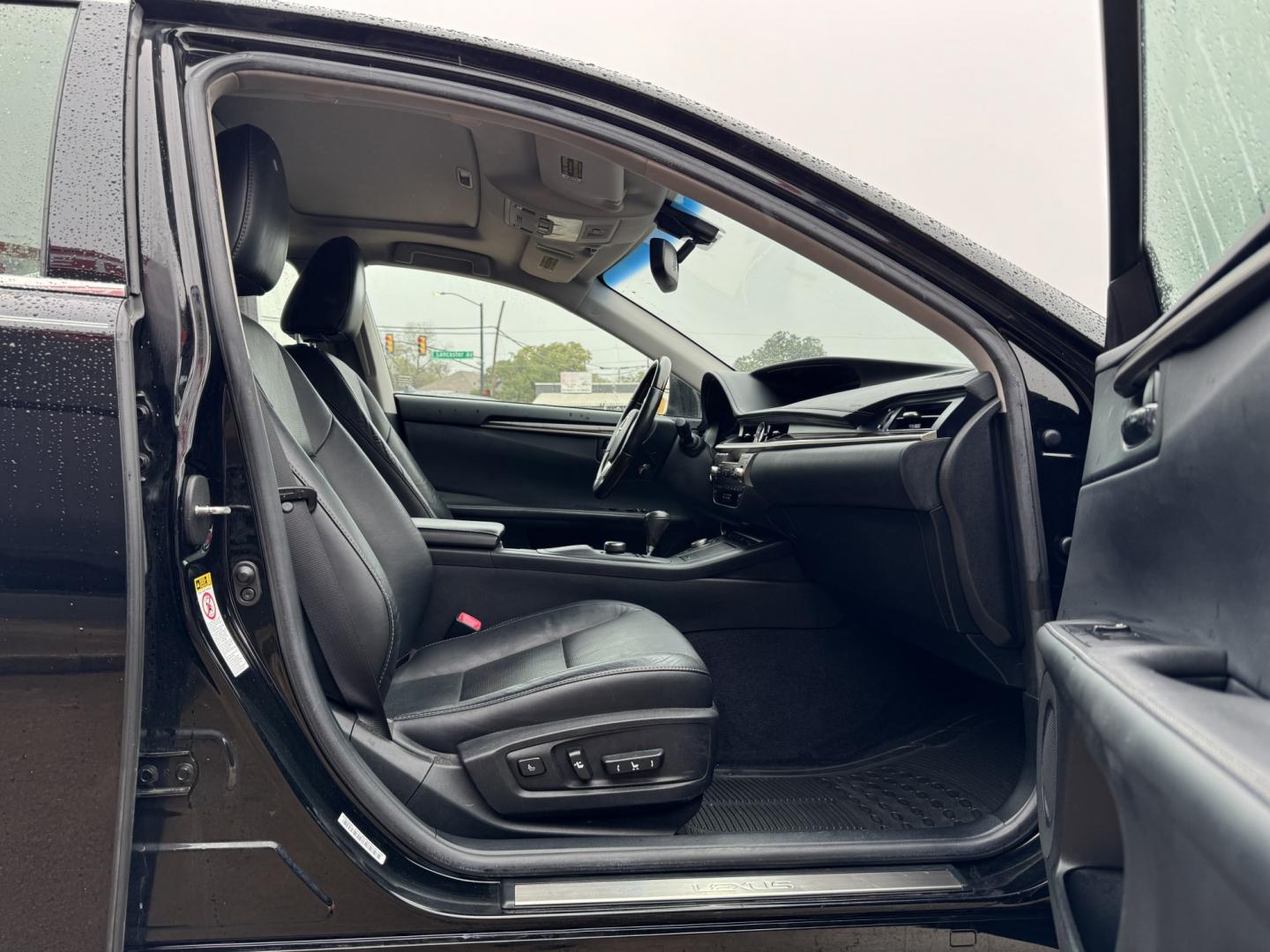 2013 BLACK LEXUS ES 350 BASE (JTHBK1GG5D2) , located at 5900 E. Lancaster Ave., Fort Worth, TX, 76112, (817) 457-5456, 0.000000, 0.000000- Photo#17