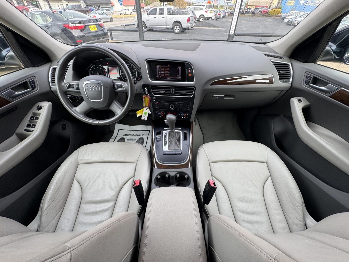 2010 BLACK AUDI Q5 PREMIUM PLUS (WA1LKAFPXAA) , located at 5900 E. Lancaster Ave., Fort Worth, TX, 76112, (817) 457-5456, 0.000000, 0.000000- Photo#21