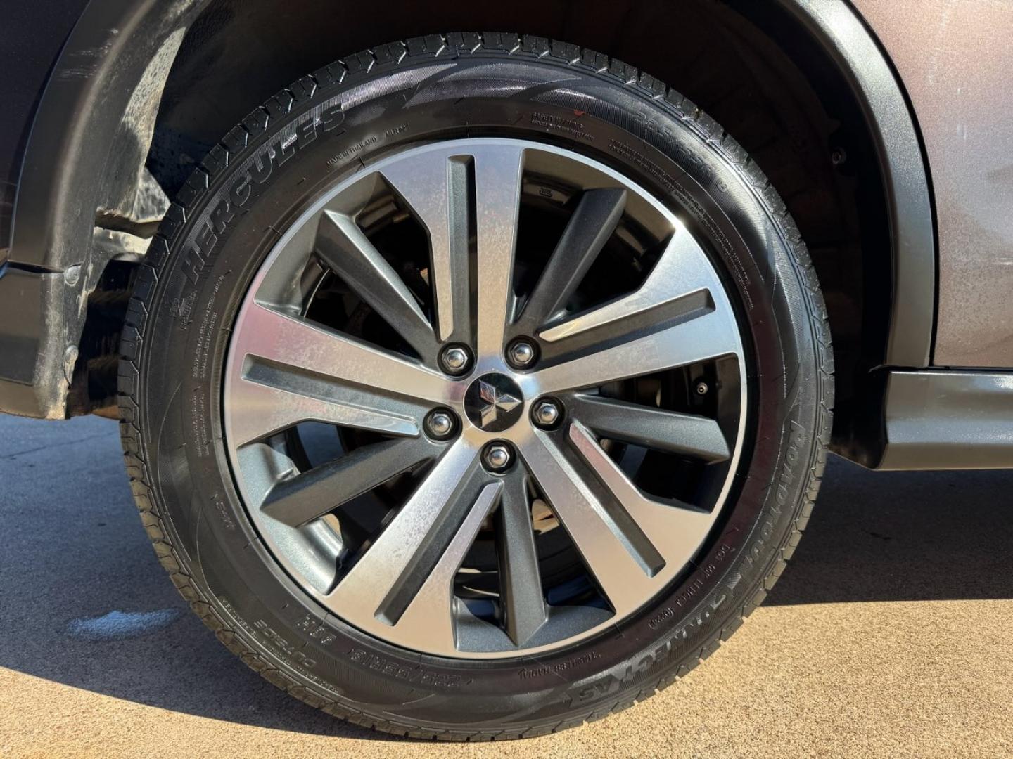 2021 BLACK MITSUBISHI OUTLANDER SPORT S; S (JA4APUAU0MU) , located at 5900 E. Lancaster Ave., Fort Worth, TX, 76112, (817) 457-5456, 0.000000, 0.000000- Photo#22