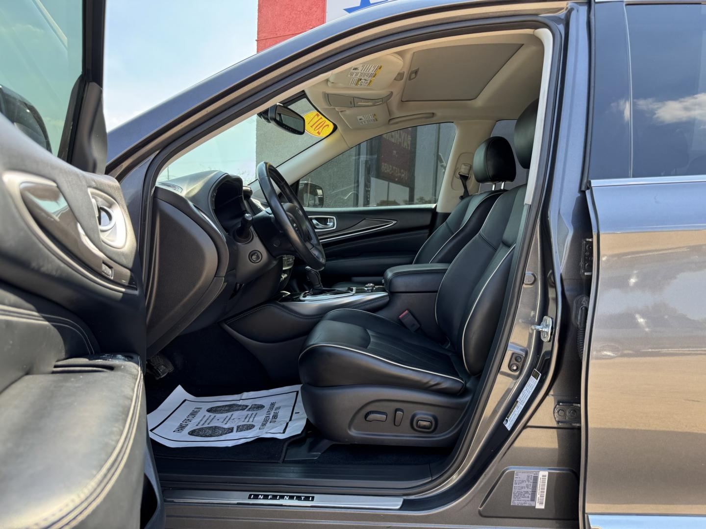 2017 GRAY INFINITI QX60 BASE (5N1DL0MN1HC) , located at 5900 E. Lancaster Ave., Fort Worth, TX, 76112, (817) 457-5456, 0.000000, 0.000000- Photo#12